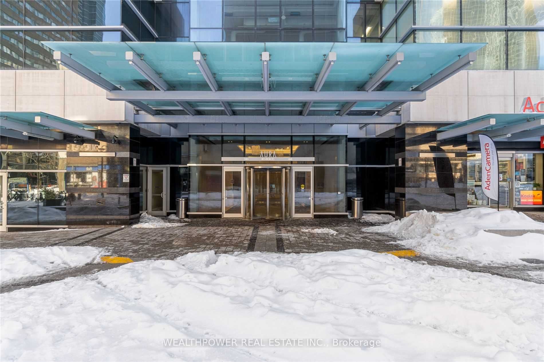 388 Yonge Street 6504 Property Photo 2