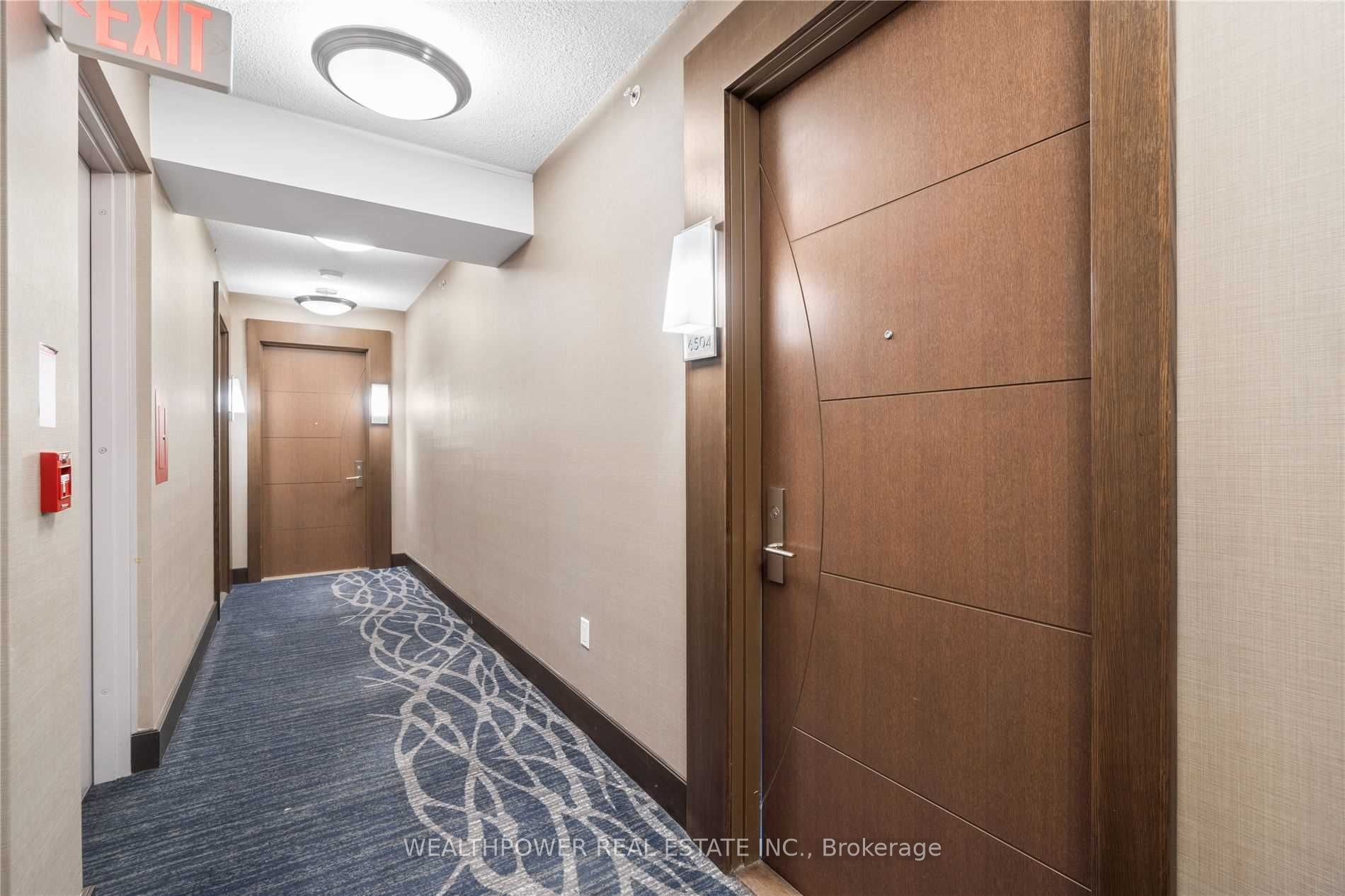 388 Yonge Street 6504 Property Photo 5