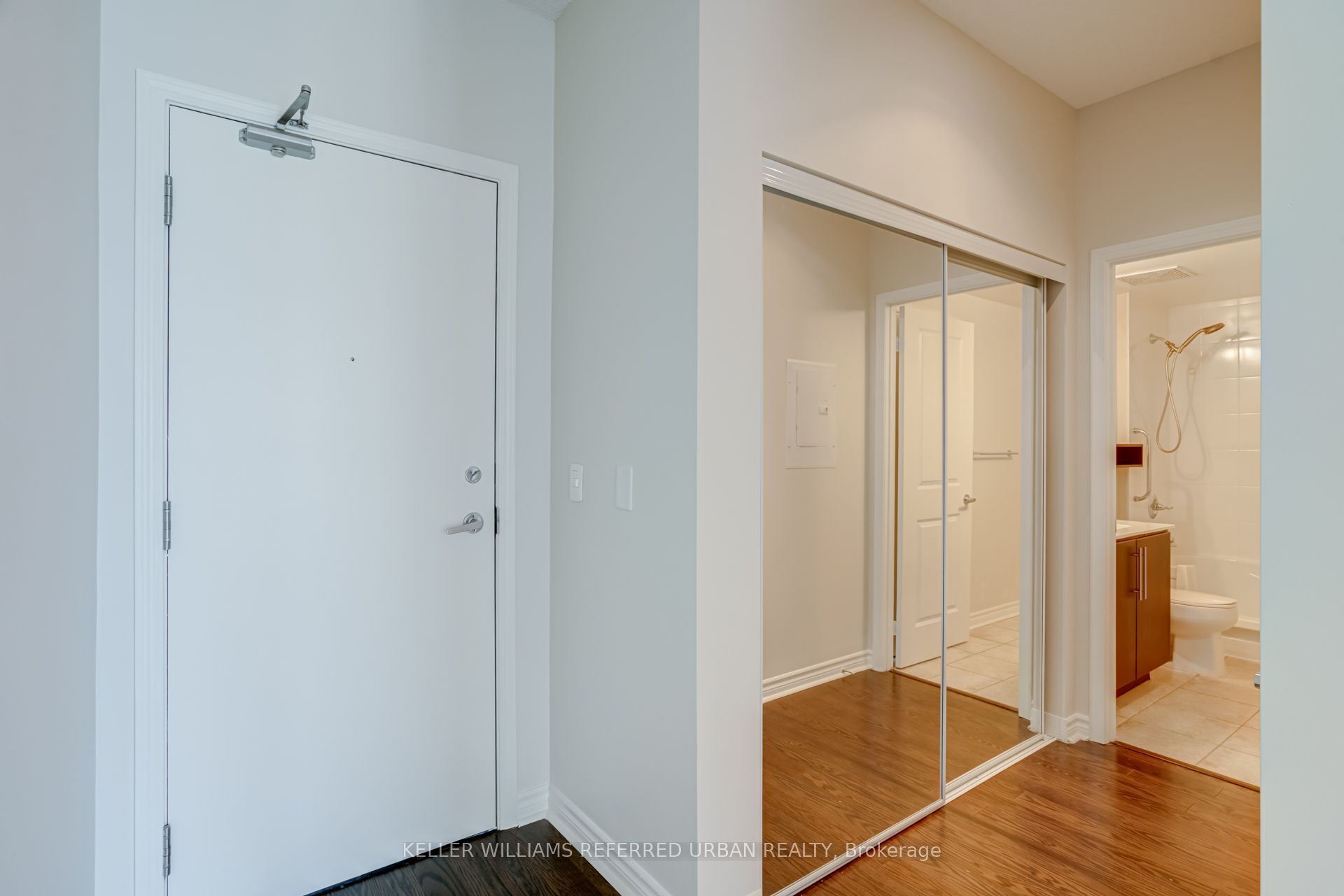 2885 Bayview Avenue 1518 Property Photo 3