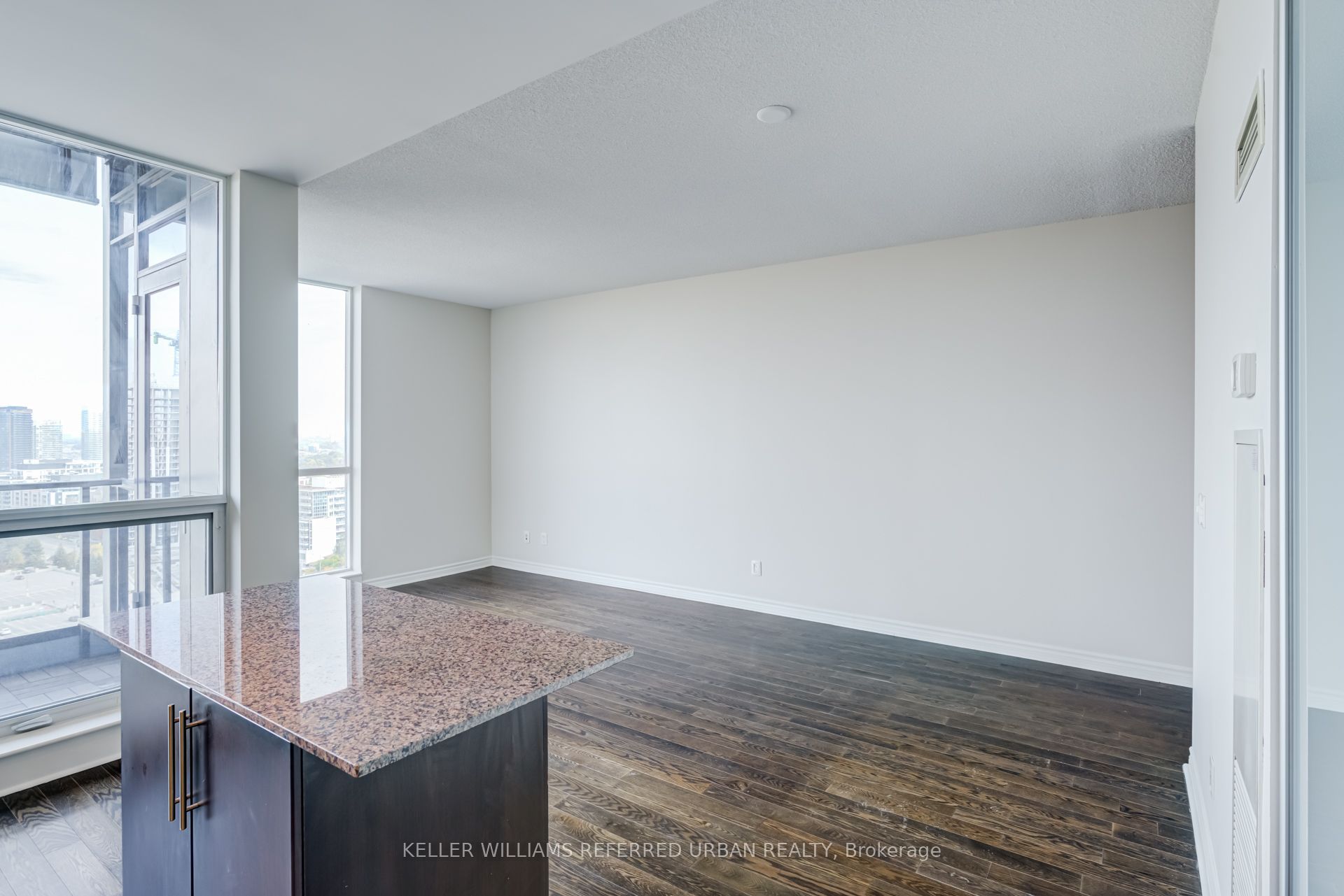 2885 Bayview Avenue 1518 Property Photo 11