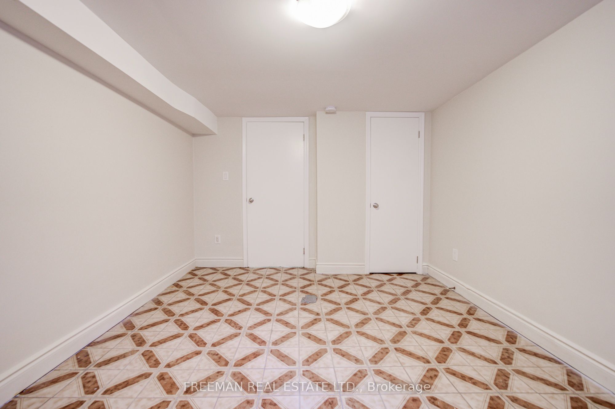 492 Manning Avenue Property Photo 38