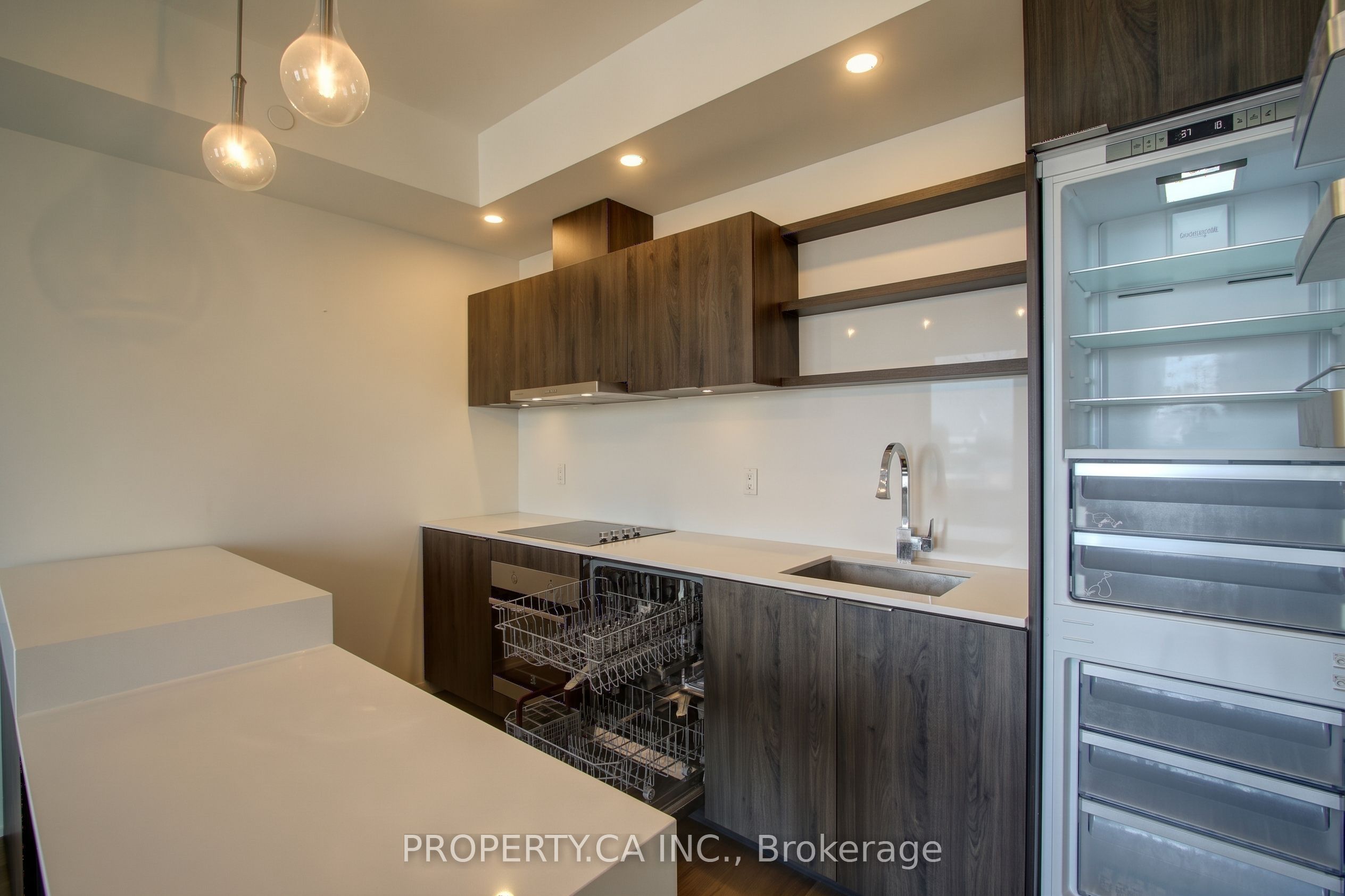 12 Bonnycastle Street 716 Property Photo 6