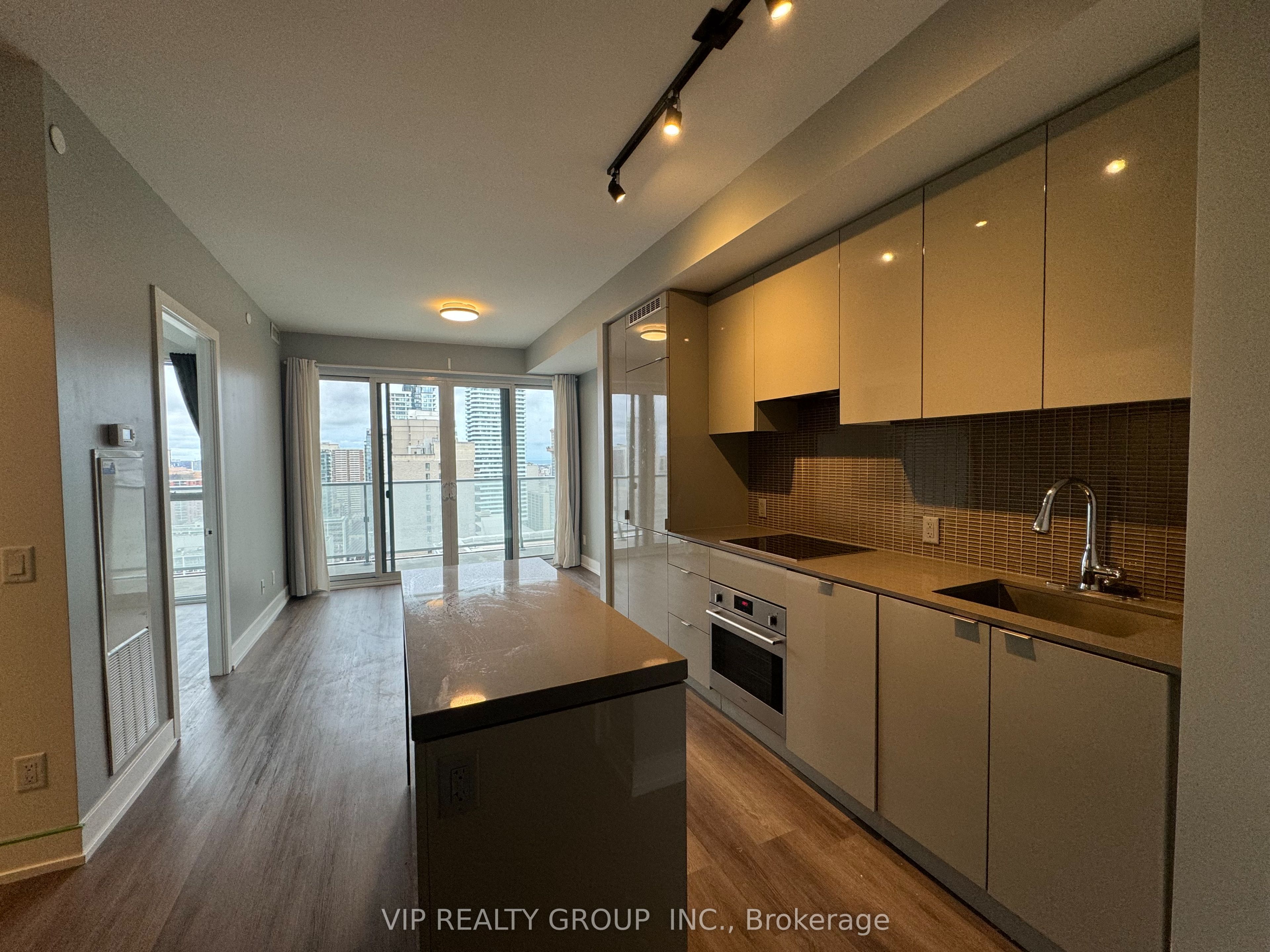 7 Grenville Street 2606 Property Photo 2