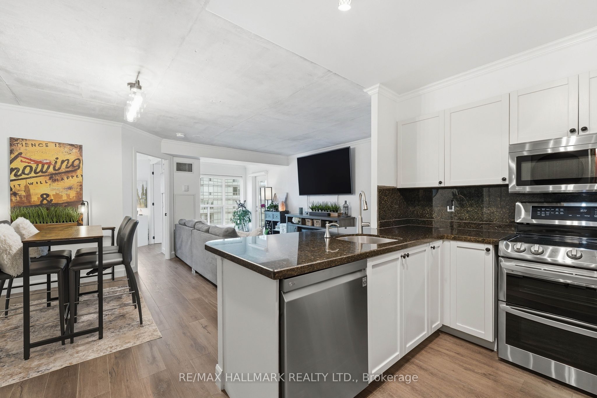 600 Queens Quay W 705 Property Photo 5