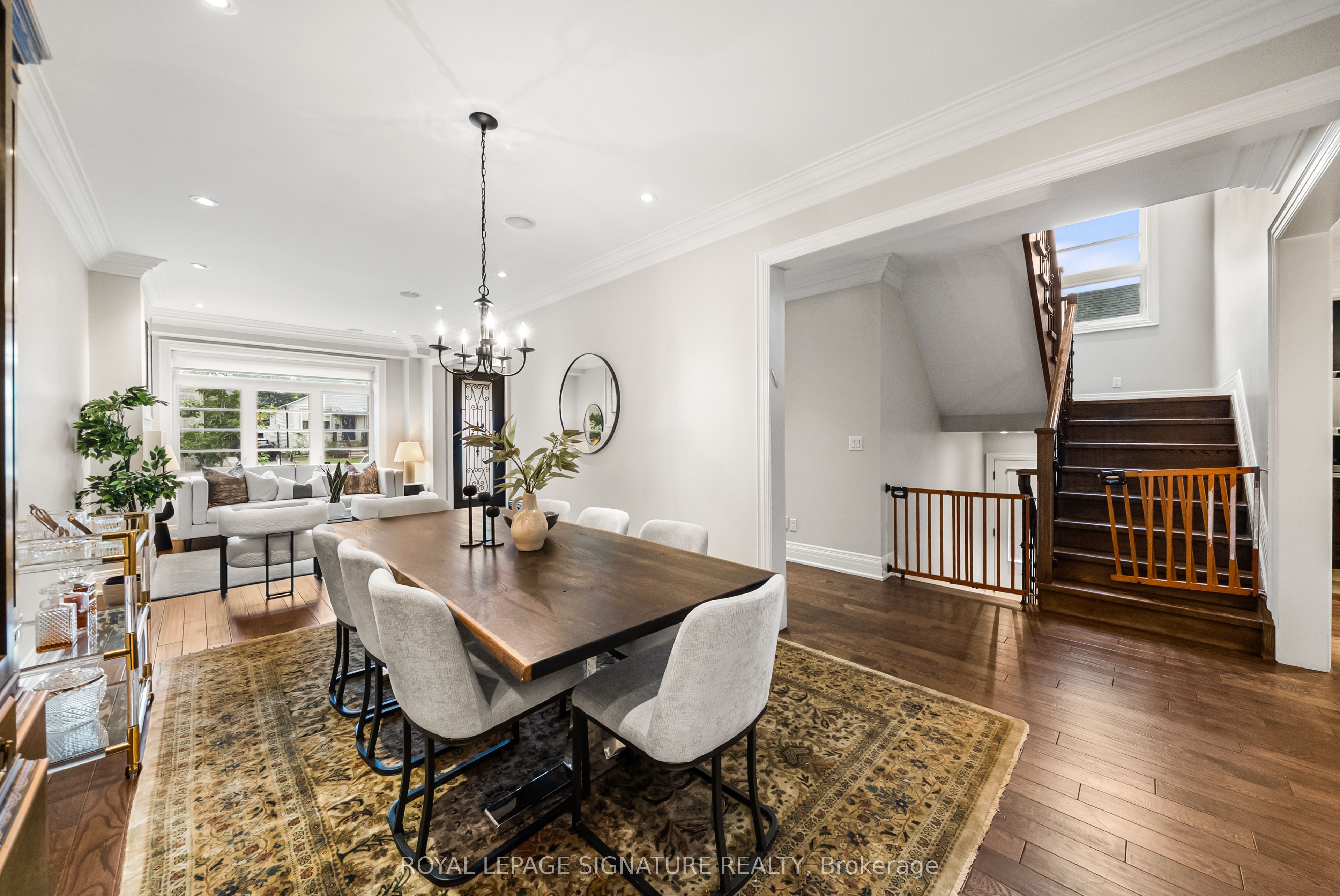 39 Regina Avenue Property Photo 8