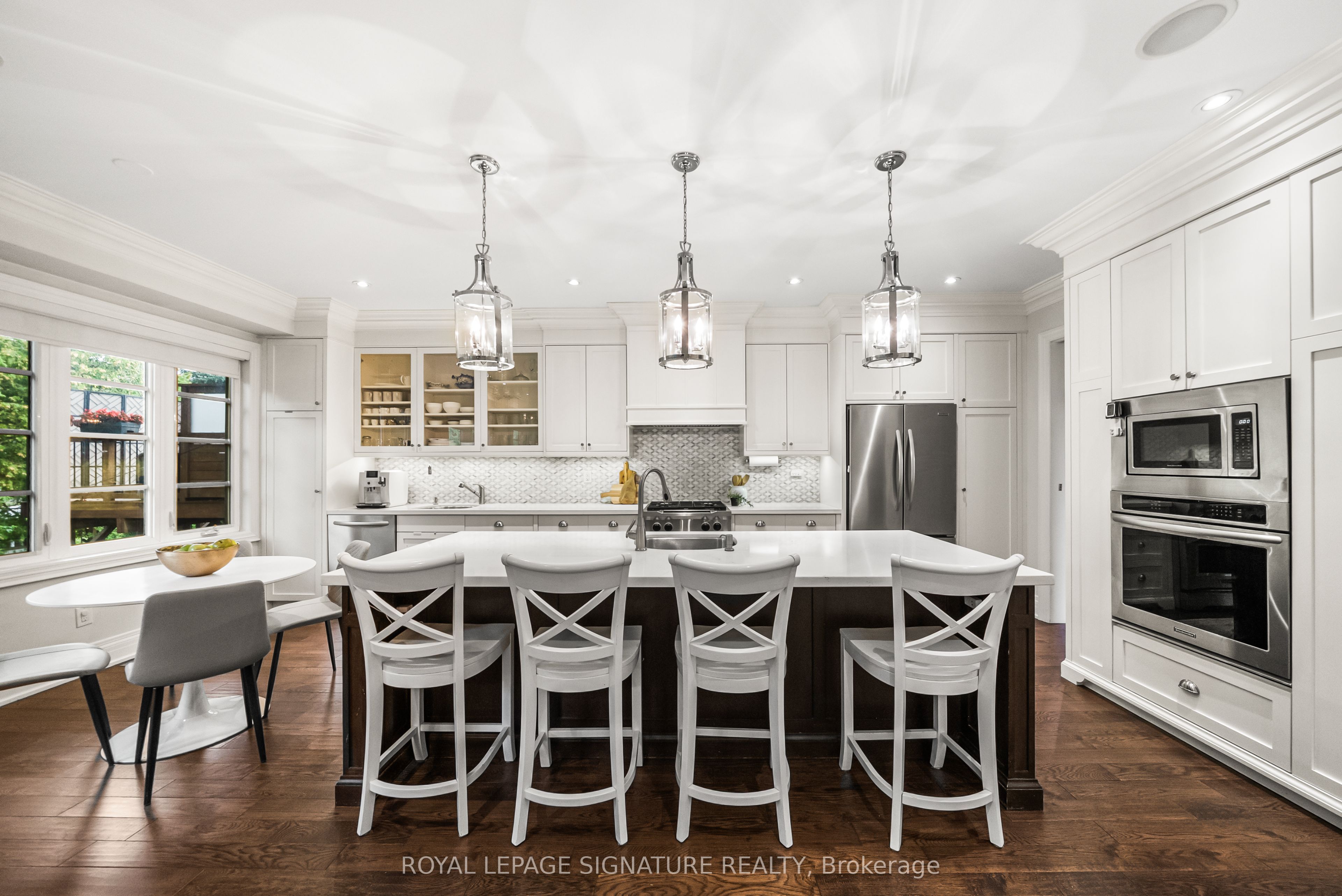 39 Regina Avenue Property Photo 9