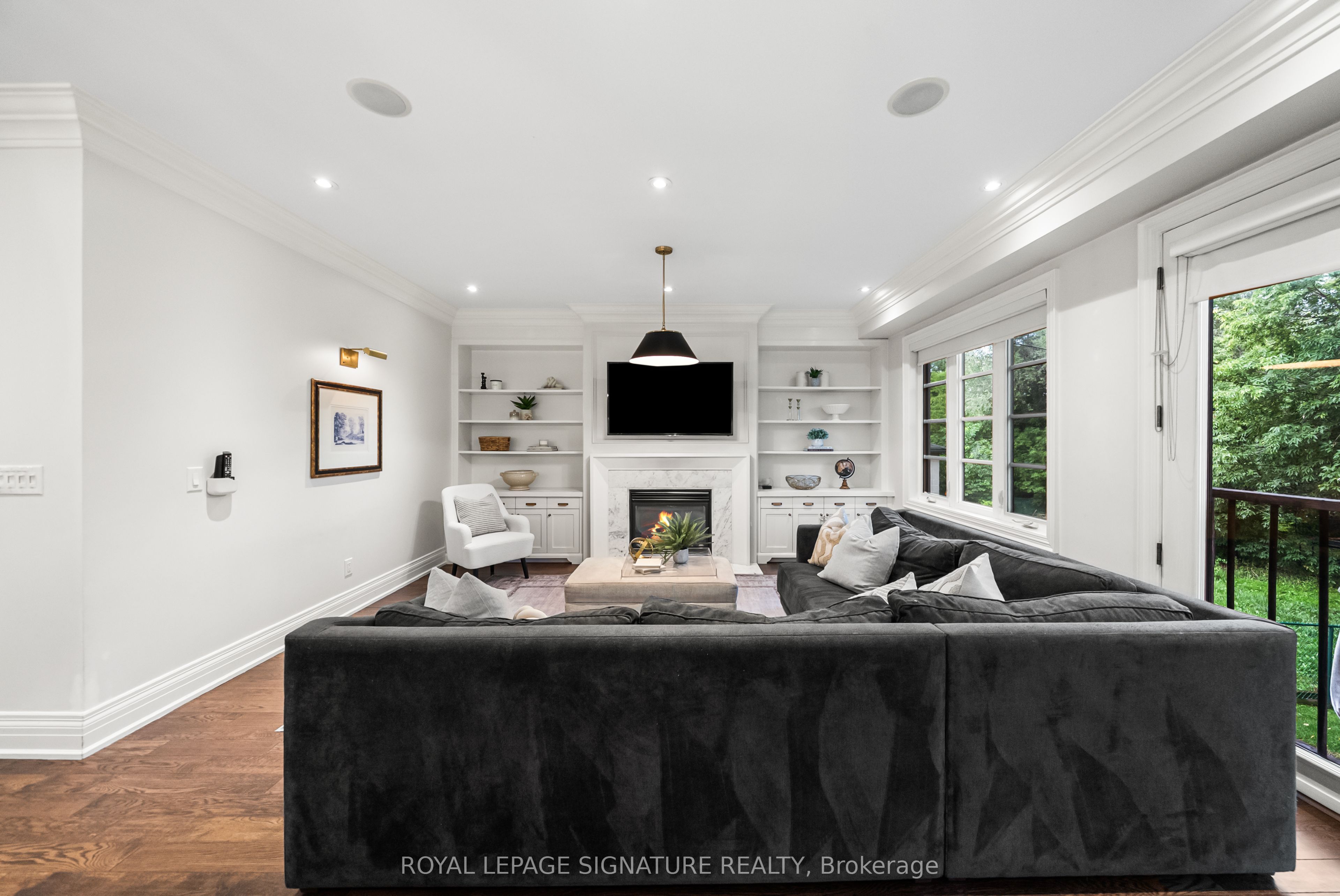 39 Regina Avenue Property Photo 14