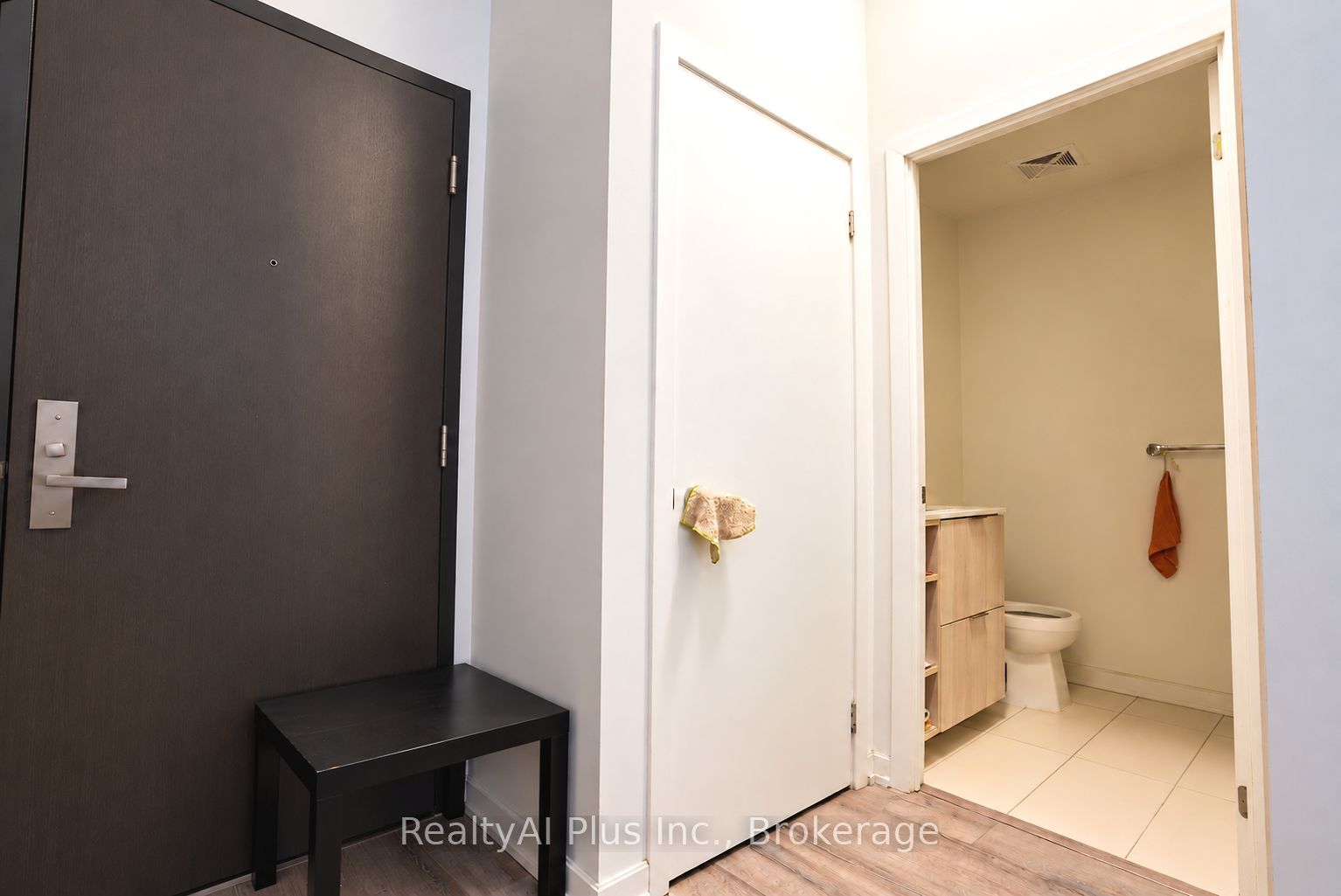 52 Forest Manor Road 104 Property Photo 16