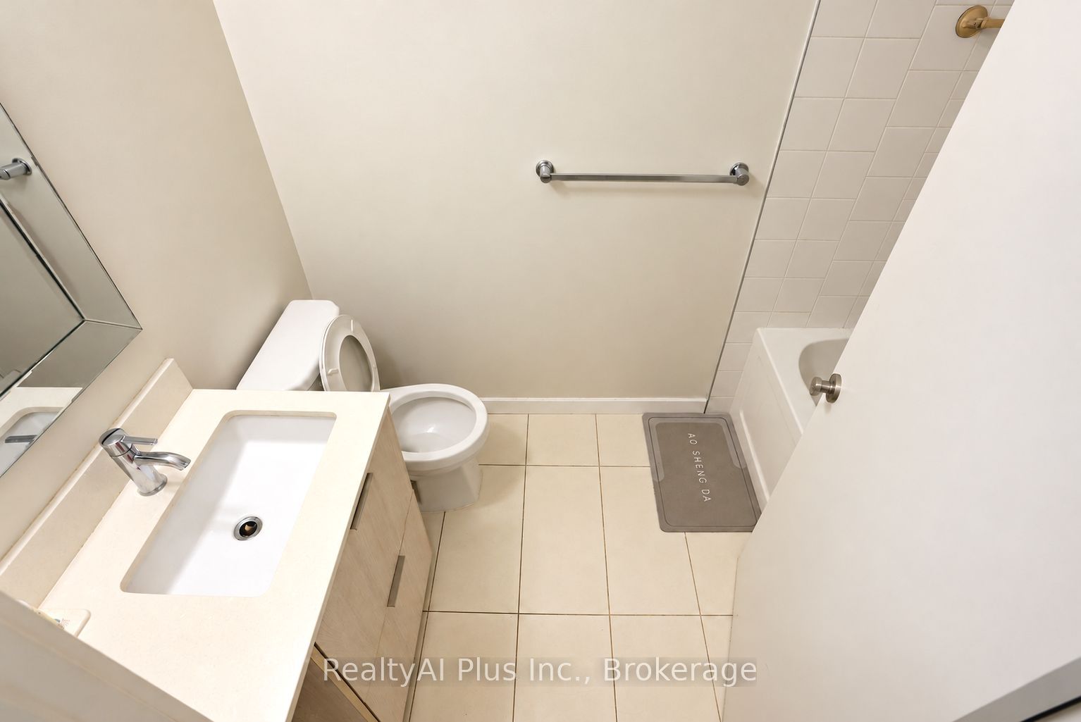 52 Forest Manor Road 104 Property Photo 17