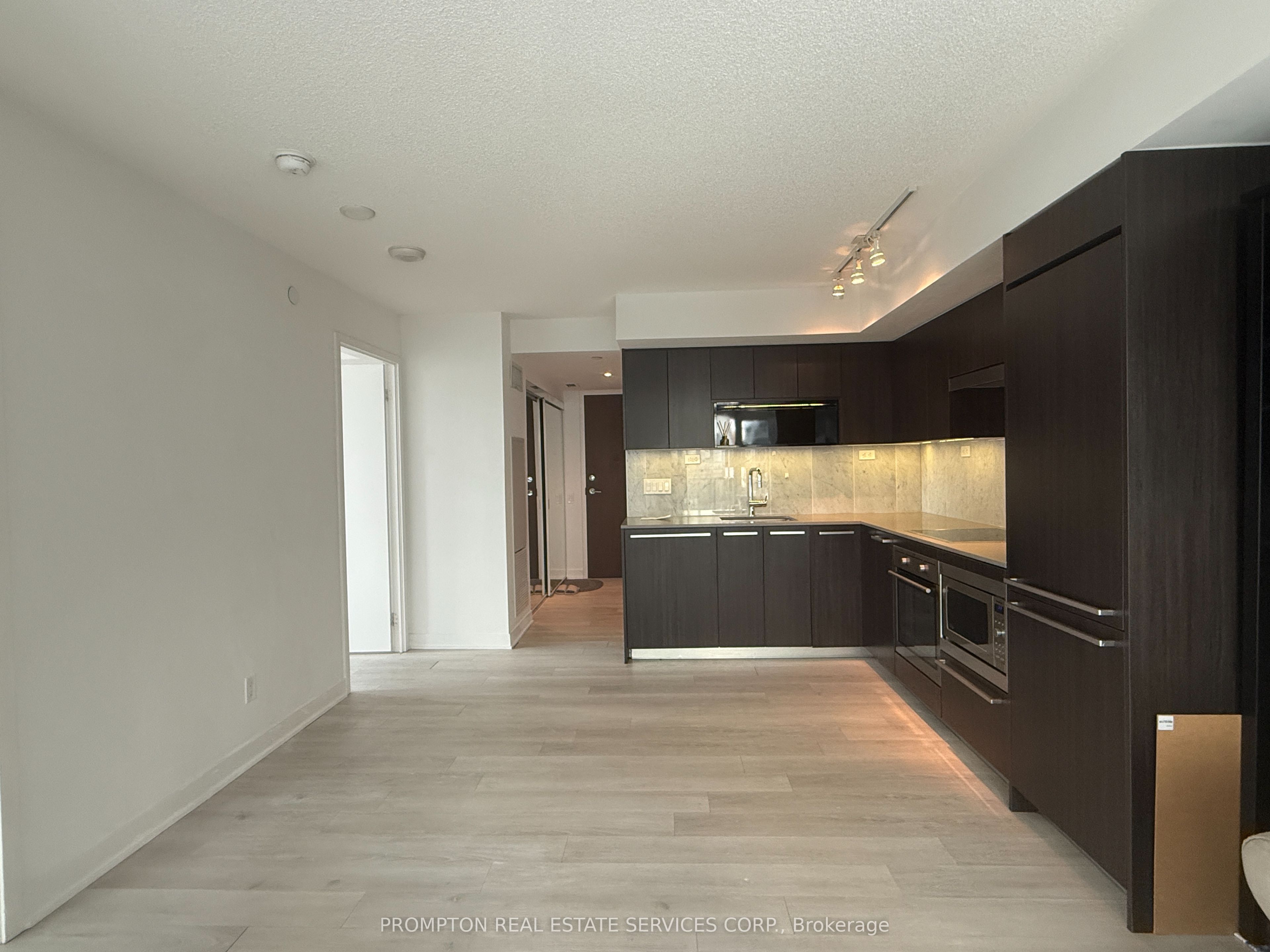80 Queens Wharf Road 710 Property Photo 3