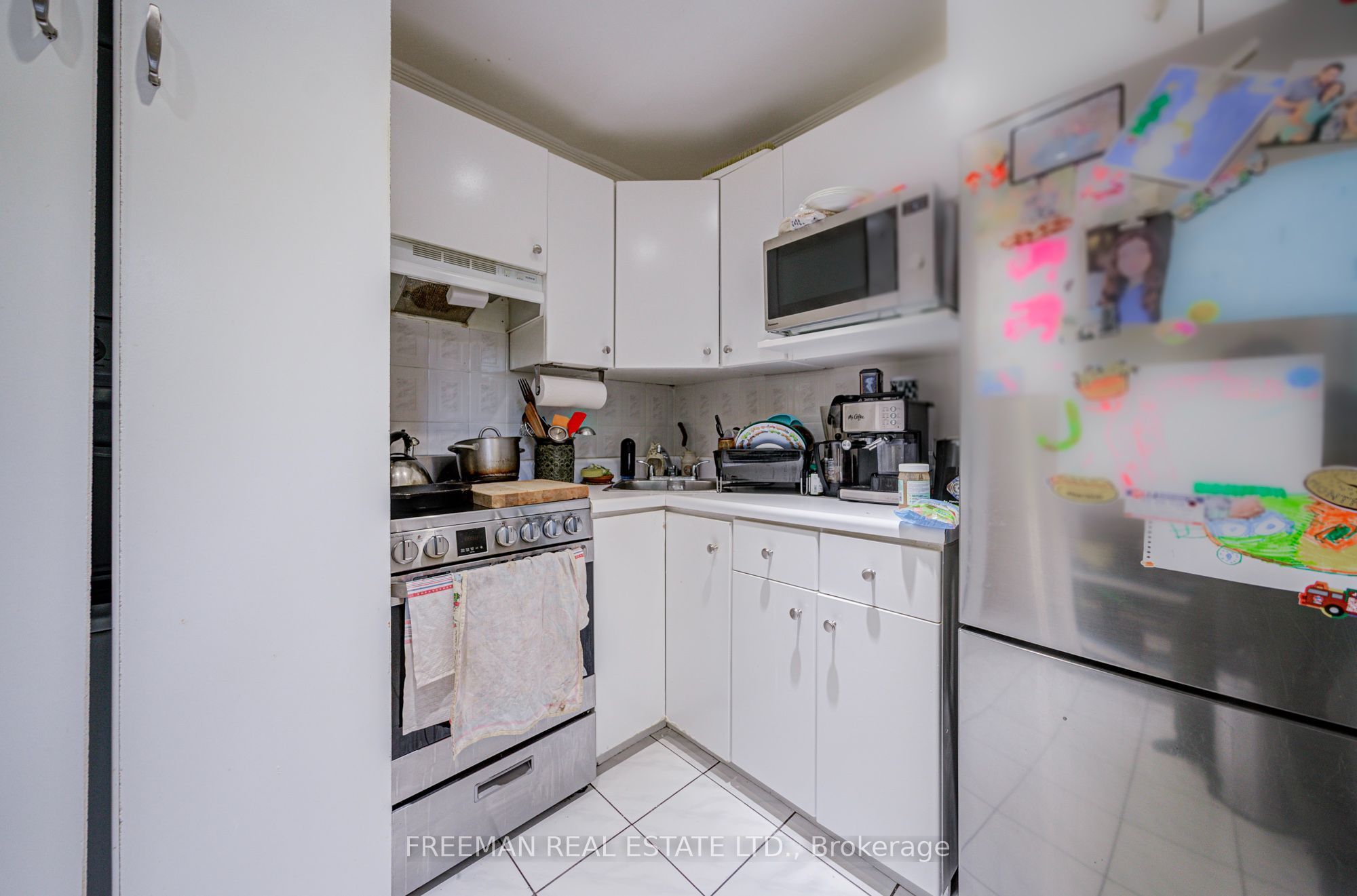 267 Albany Avenue Property Photo 7