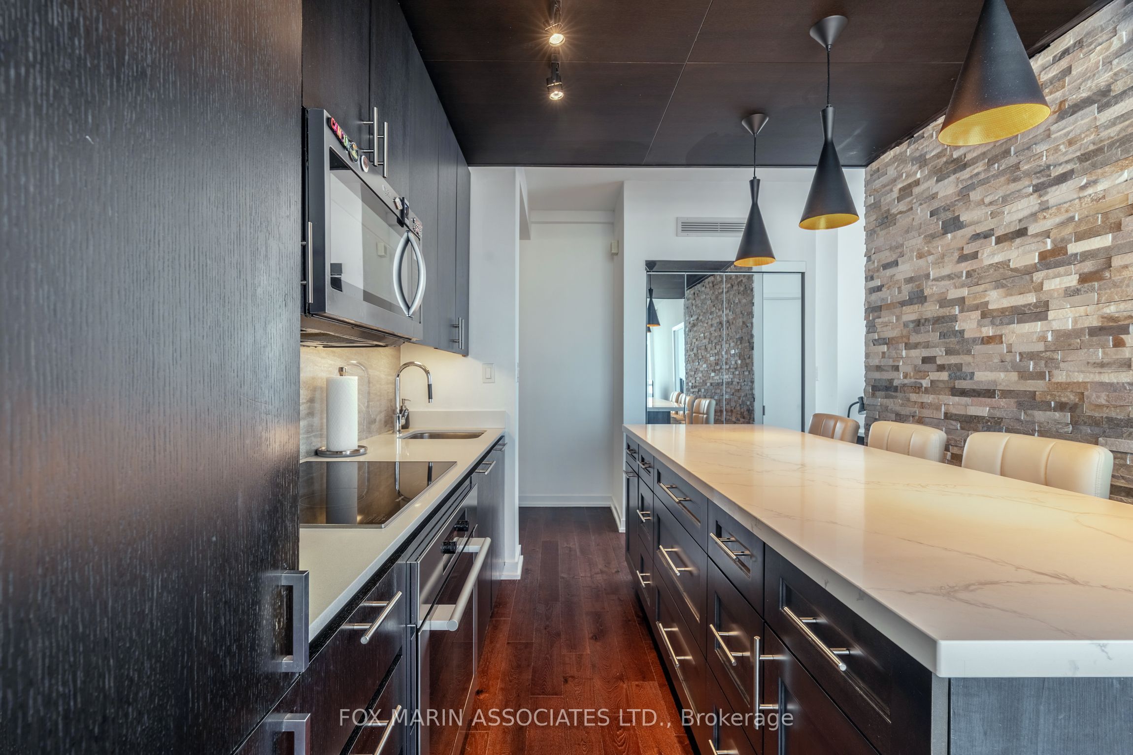 15 Iceboat Terrace Ph12 Property Photo 5