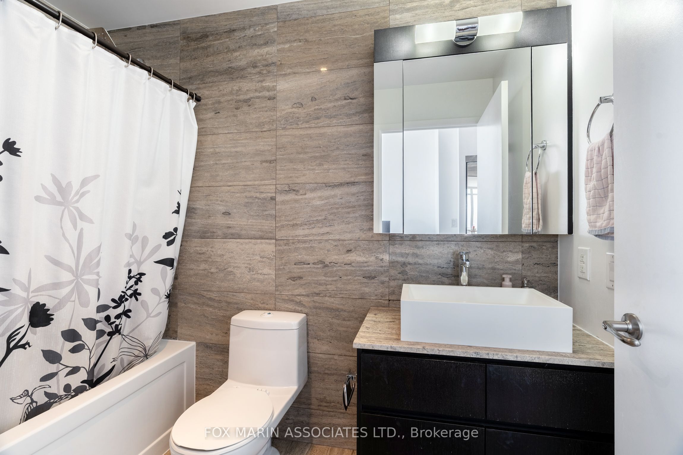 15 Iceboat Terrace Ph12 Property Photo 20