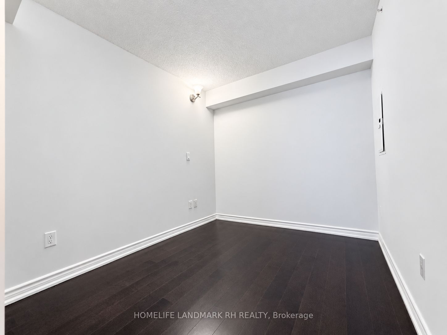 386 Yonge Street 2316 Property Photo 9