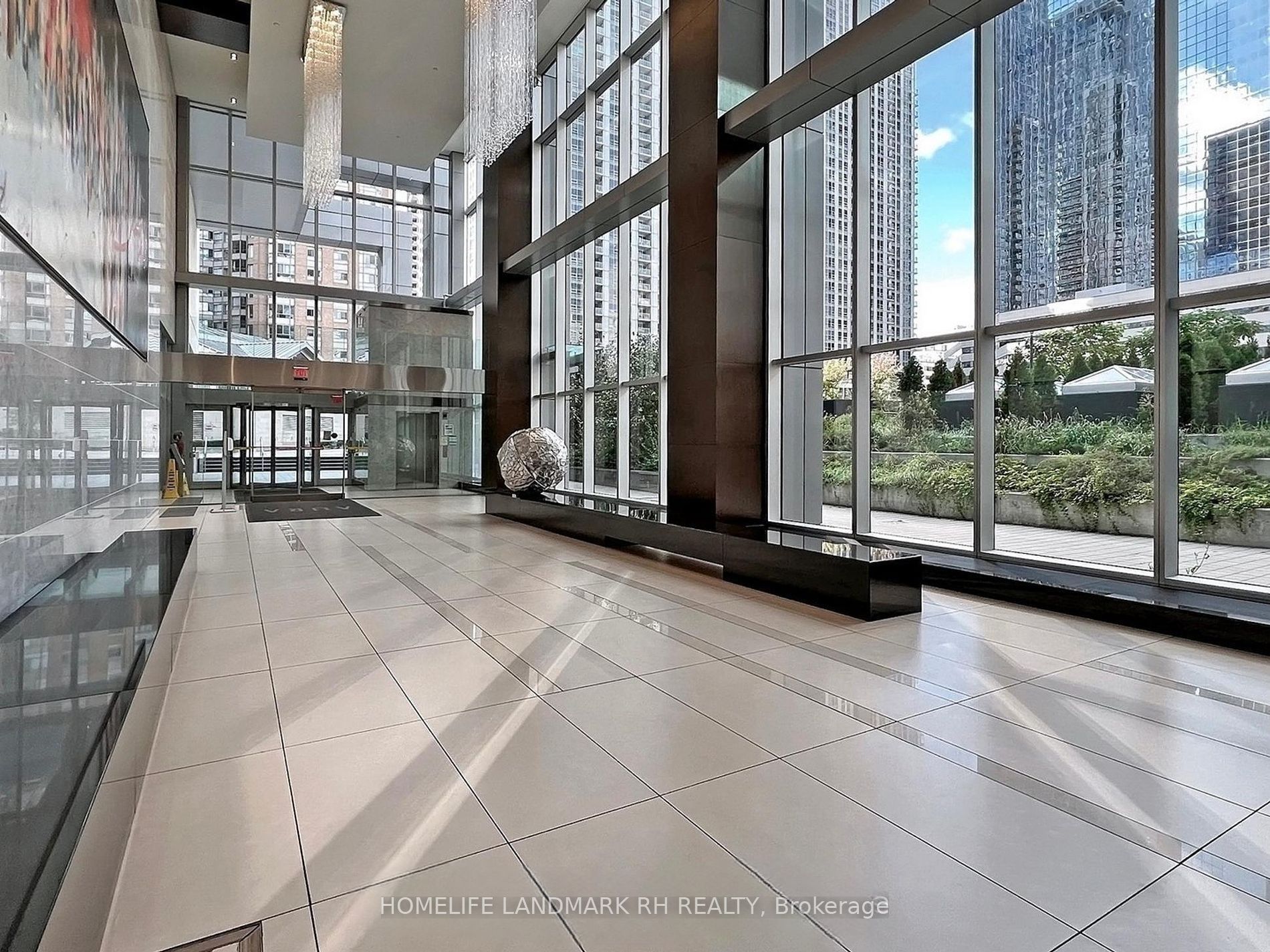 386 Yonge Street 2316 Property Photo 17