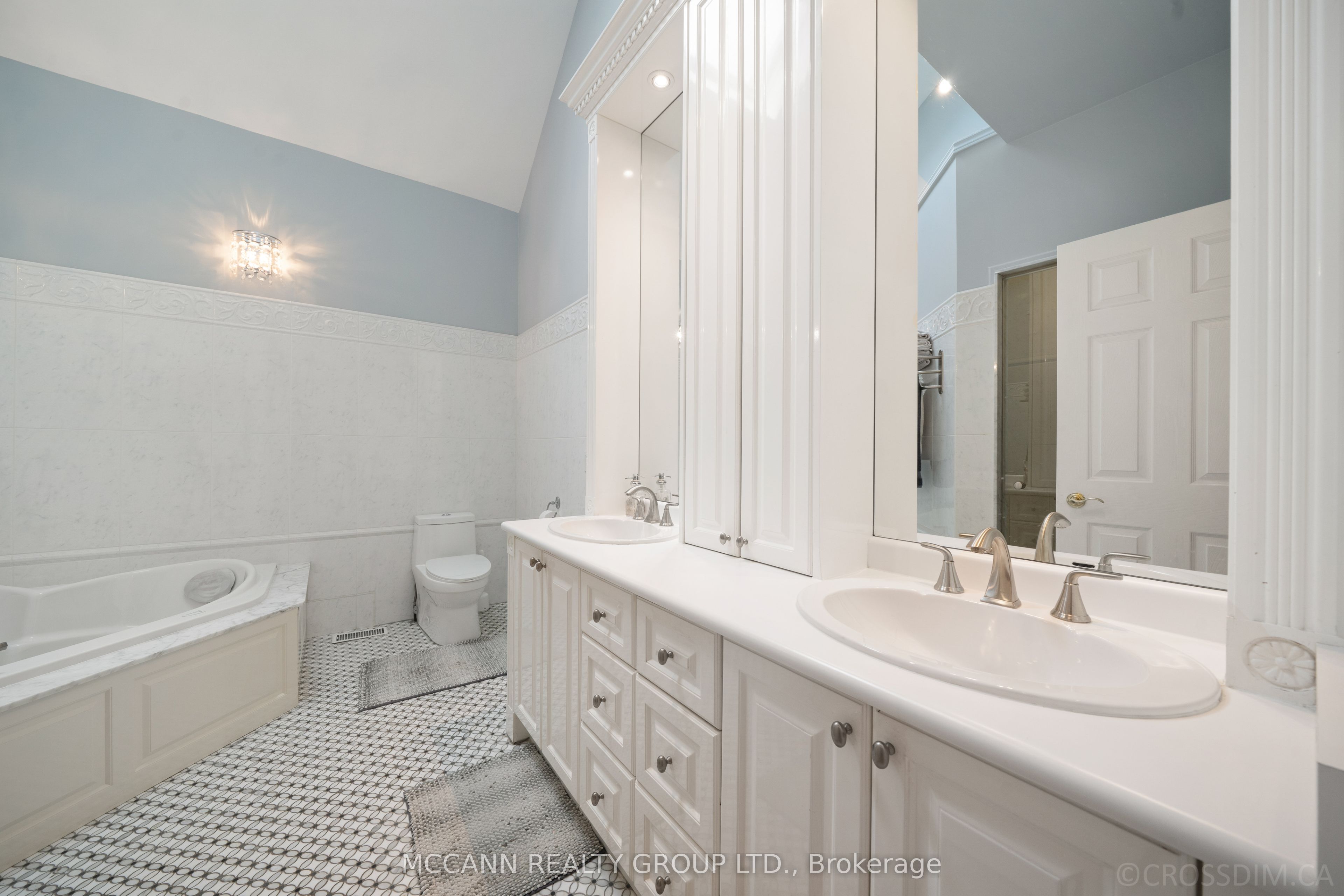 75 Haddington Avenue Property Photo 23