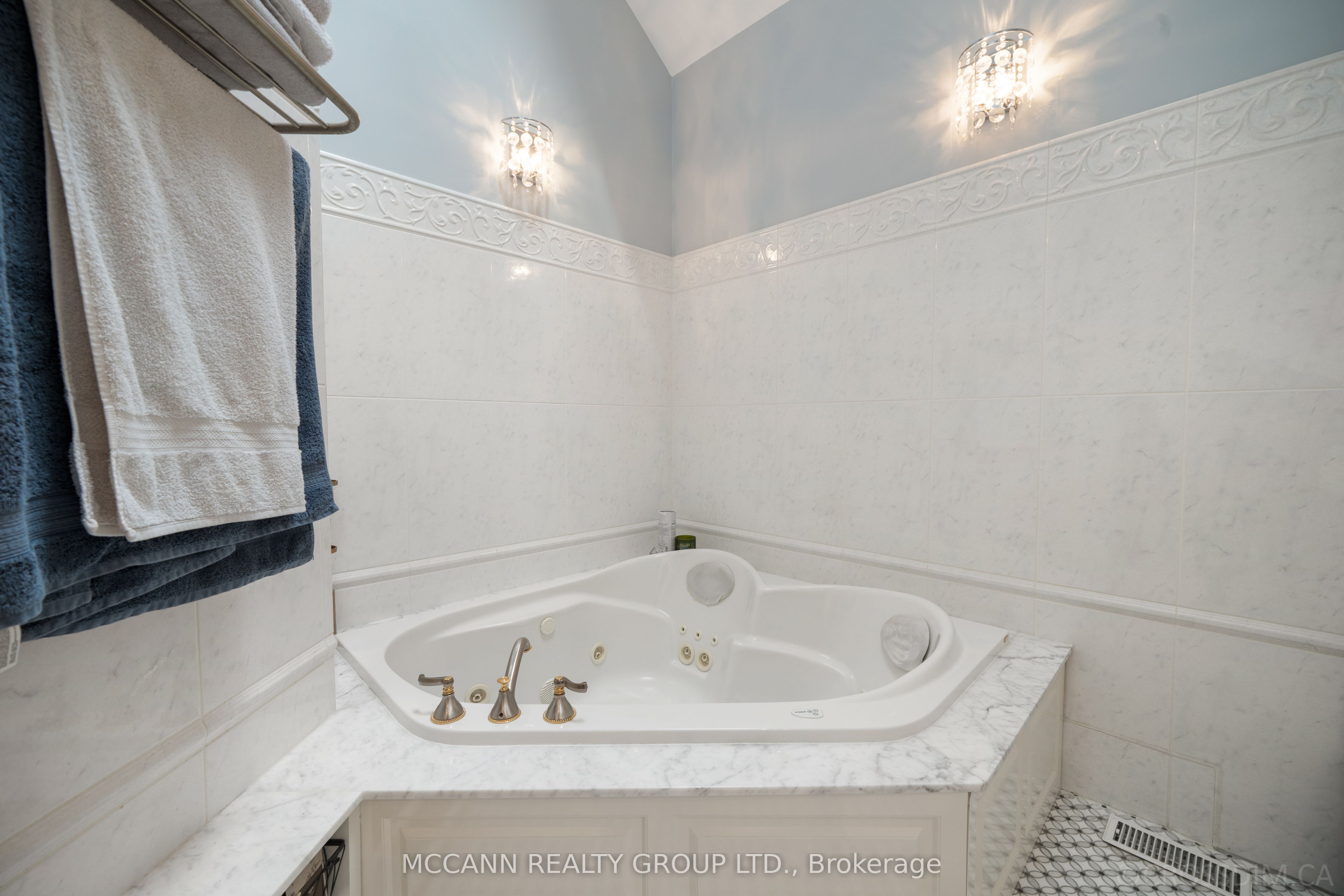 75 Haddington Avenue Property Photo 24