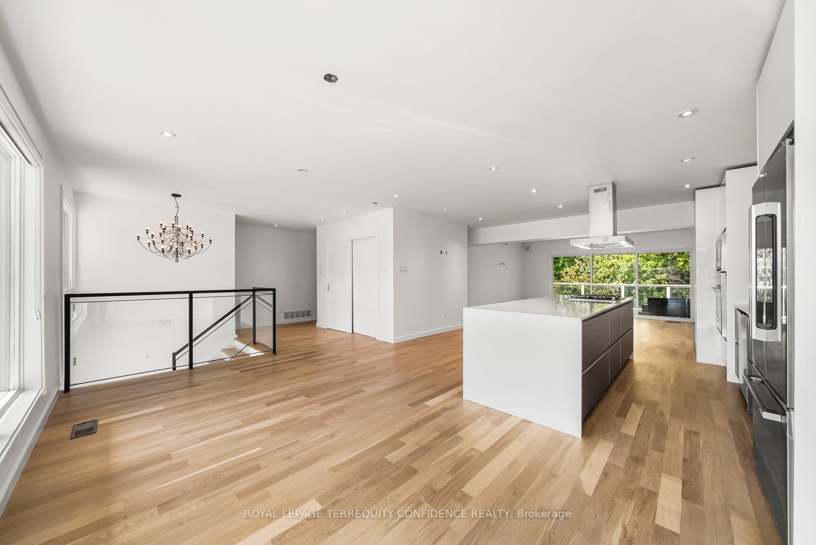 36 Sutcliffe Drive Property Photo 4