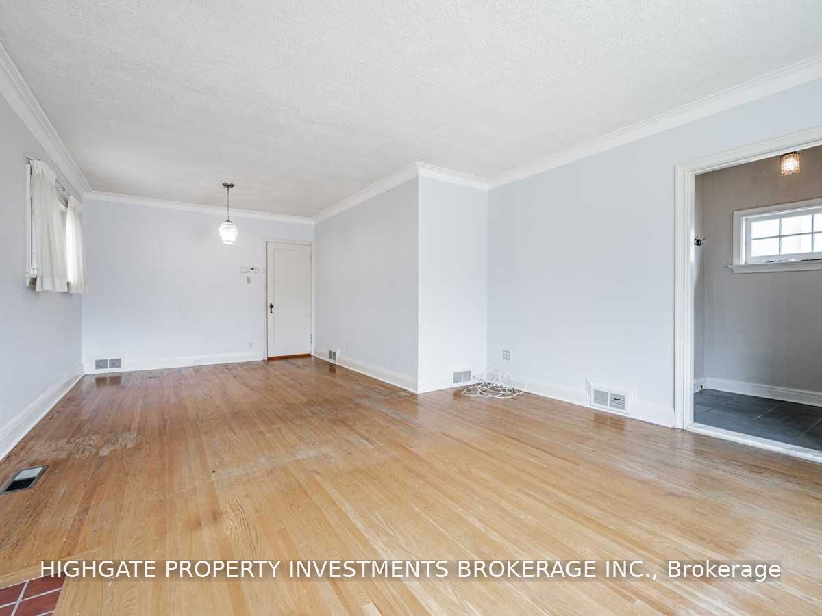 323 Rumsey Road Property Photo 5