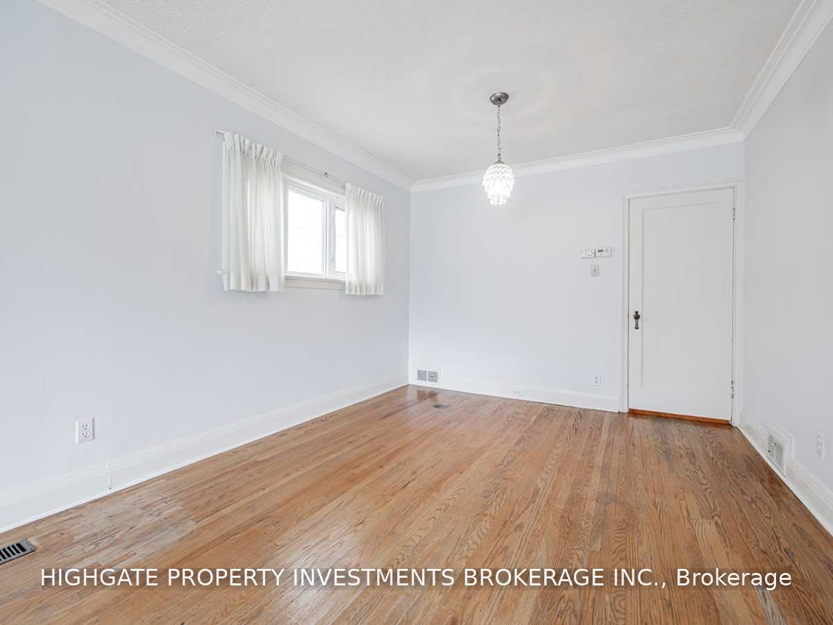 323 Rumsey Road Property Photo 8