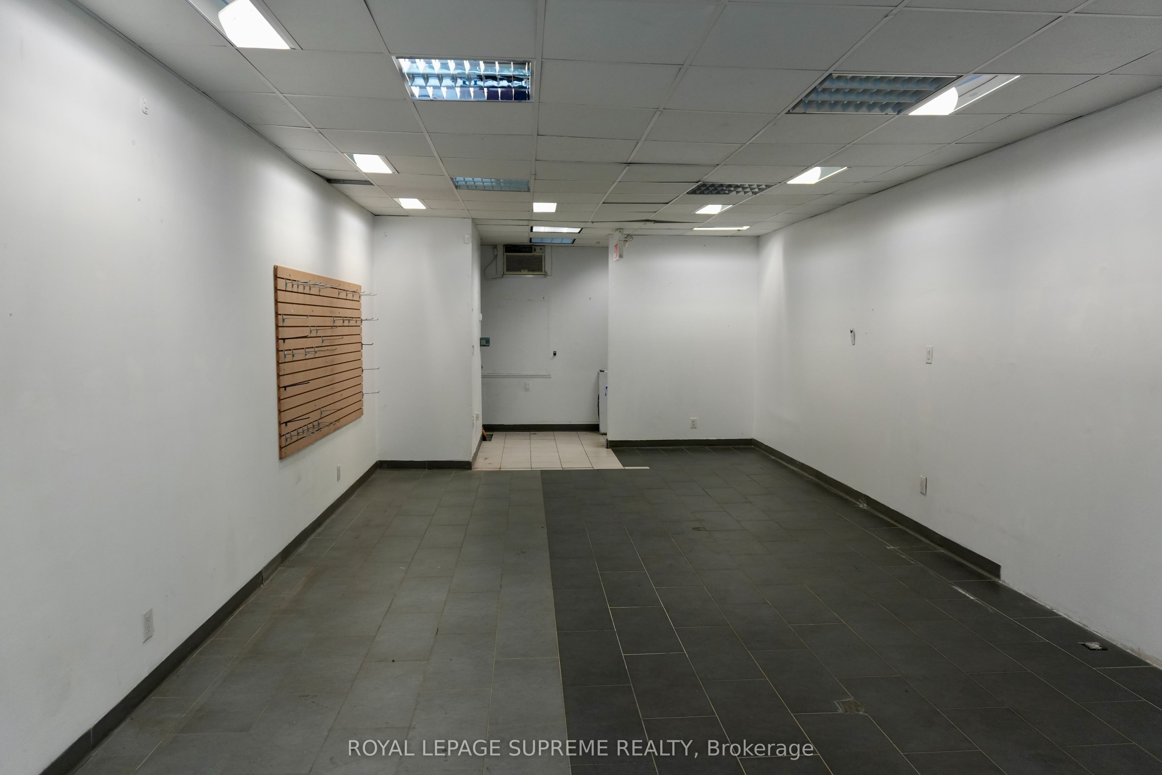 1209 Bloor Street W Property Photo 7