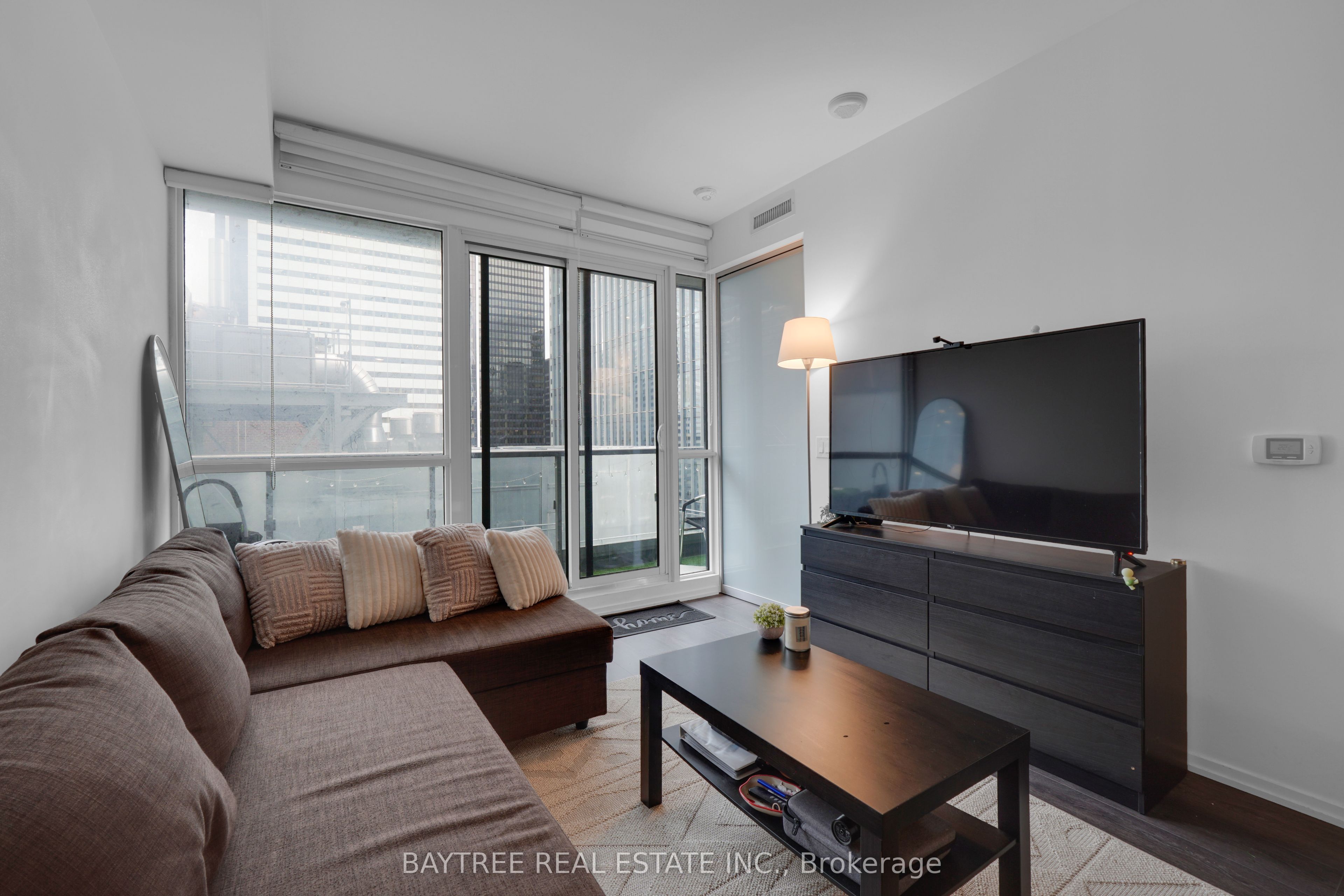70 Temperance Street 2610 Property Photo 8