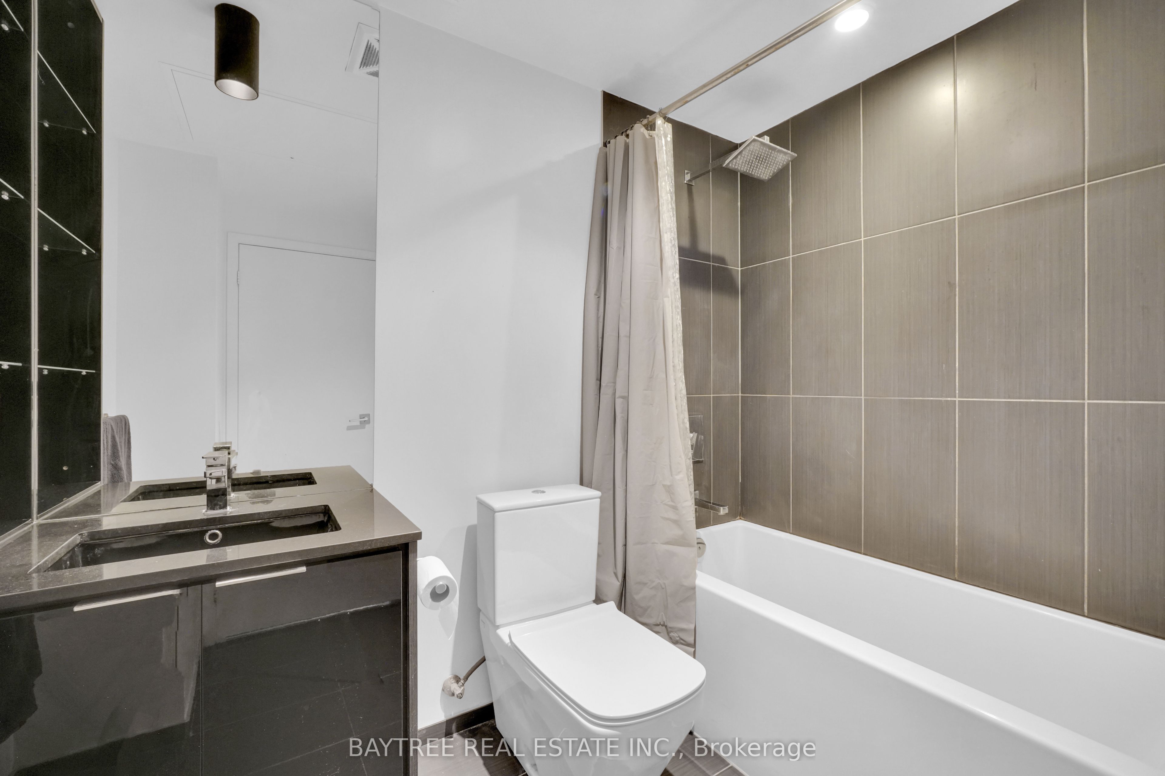 70 Temperance Street 2610 Property Photo 13