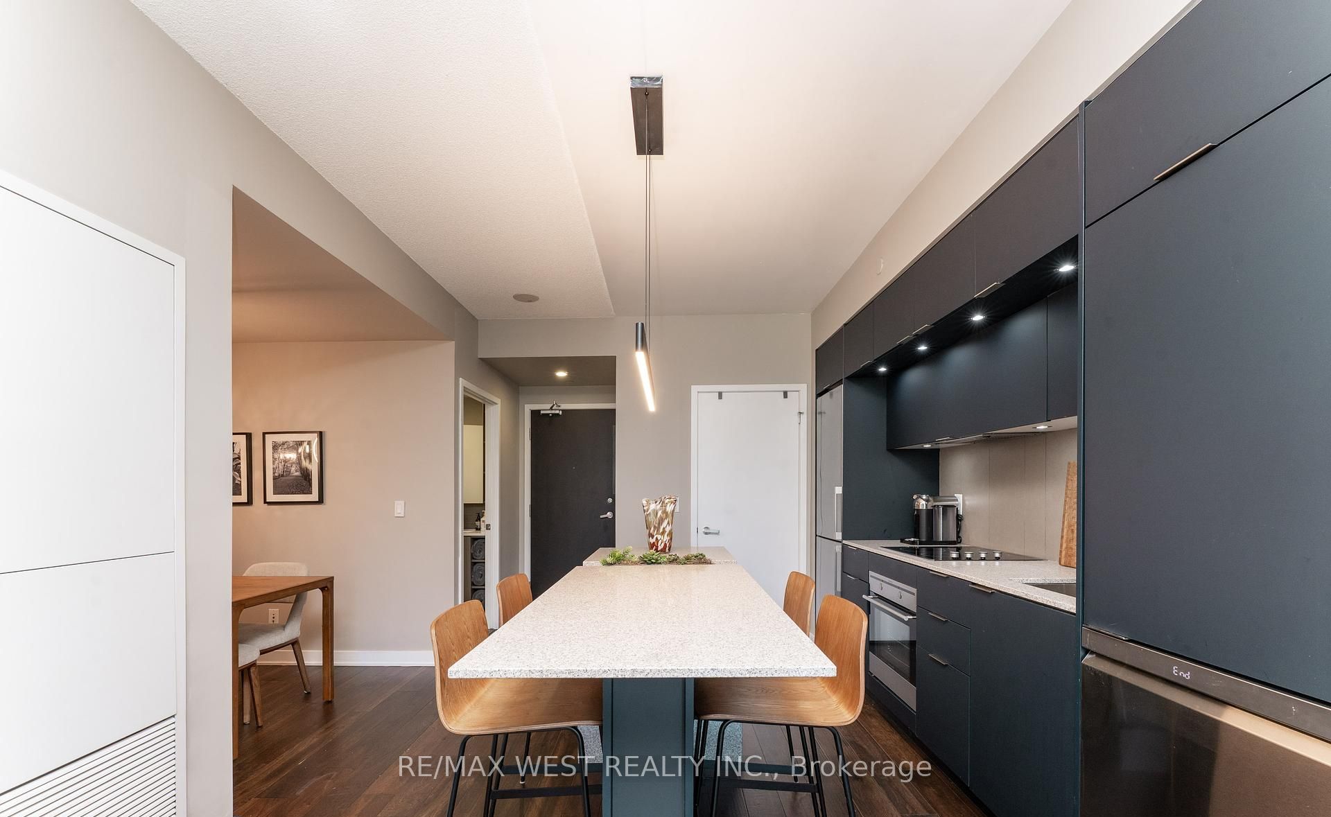 170 Sumach Street 507 Property Photo 10