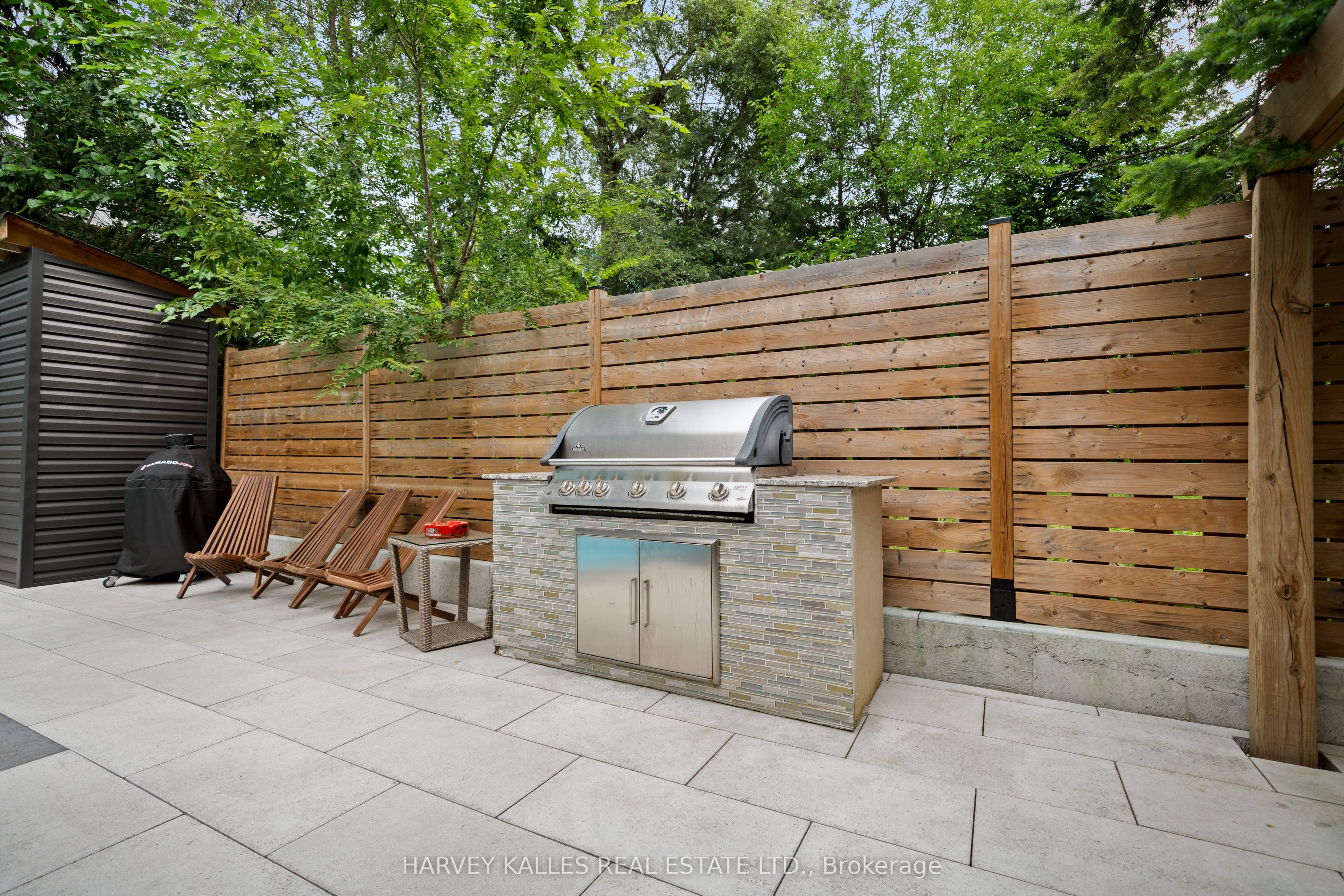 84 Florence Avenue Property Photo 44
