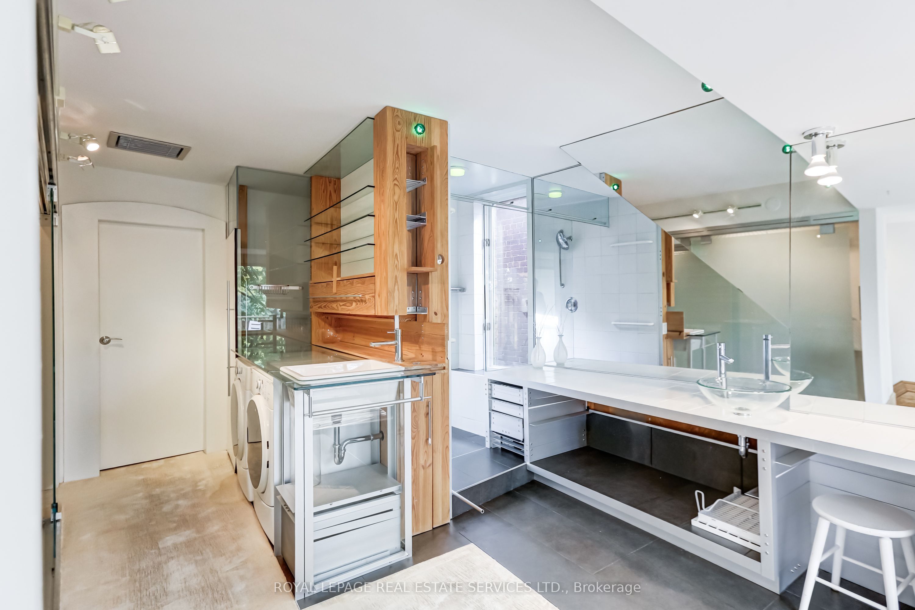 358 Sackville Street Property Photo 19