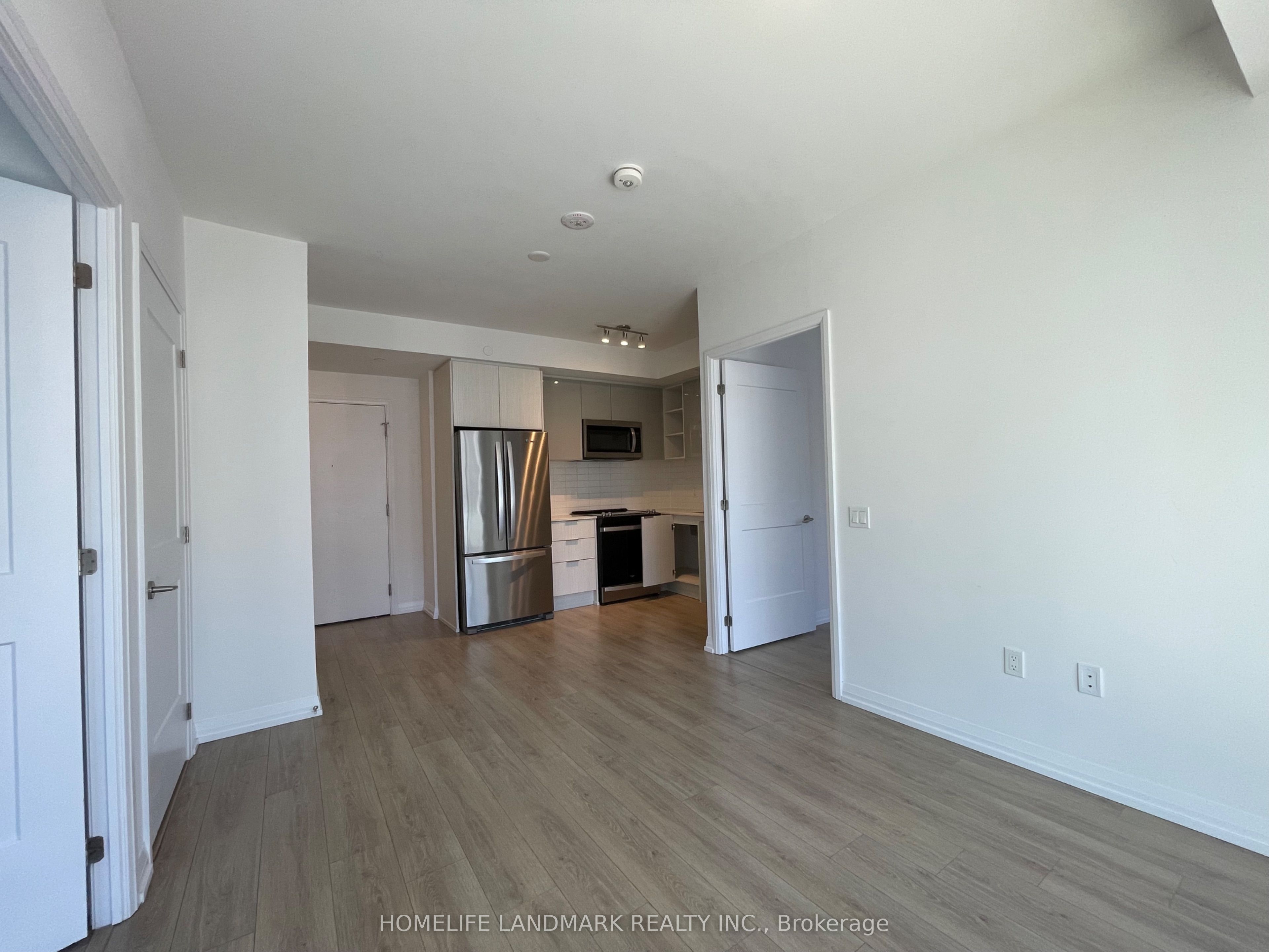 50 Dunfield Avenue 2311 Property Photo 5