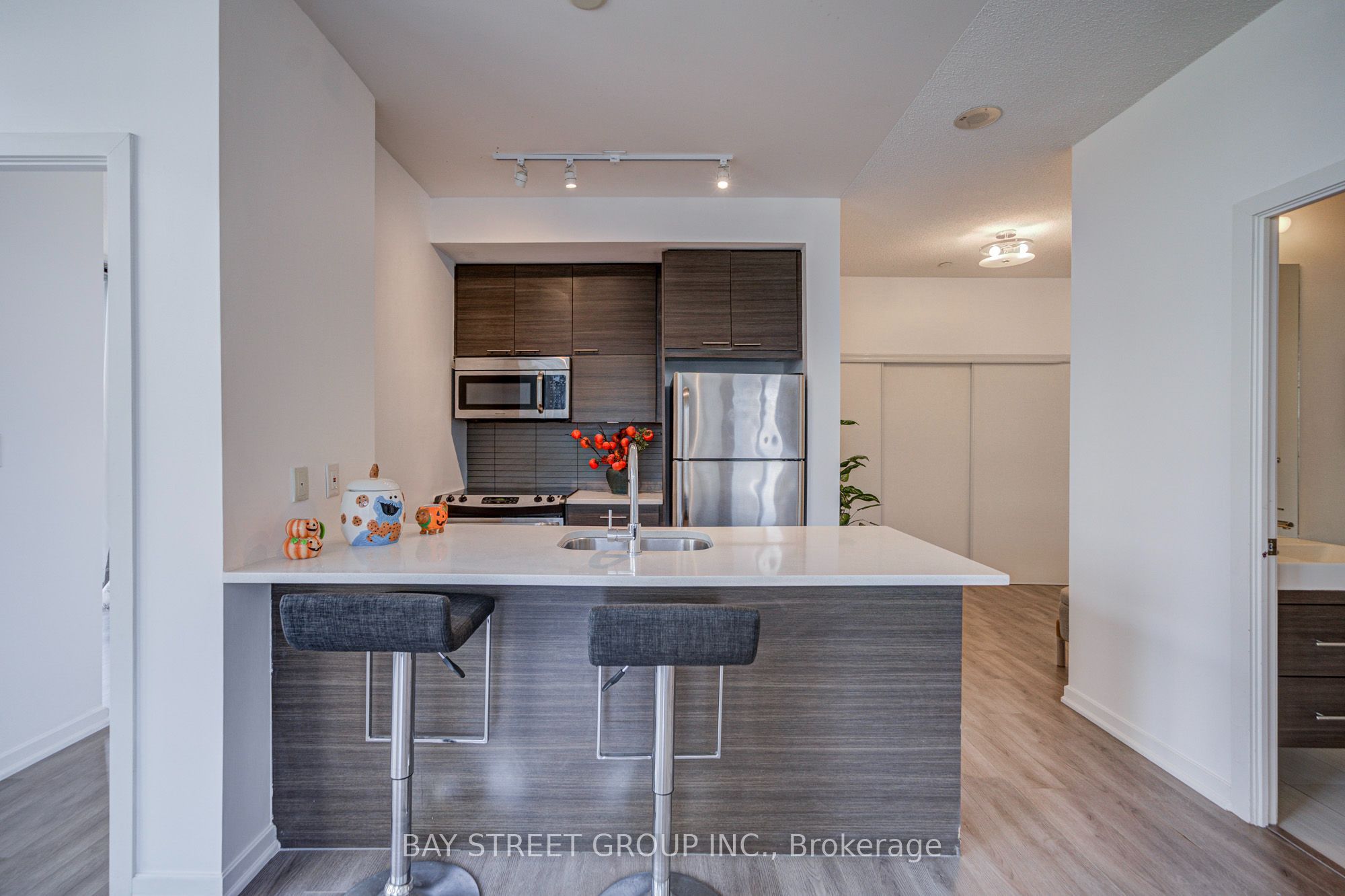 66 Forest Manor Road 212 Property Photo 11