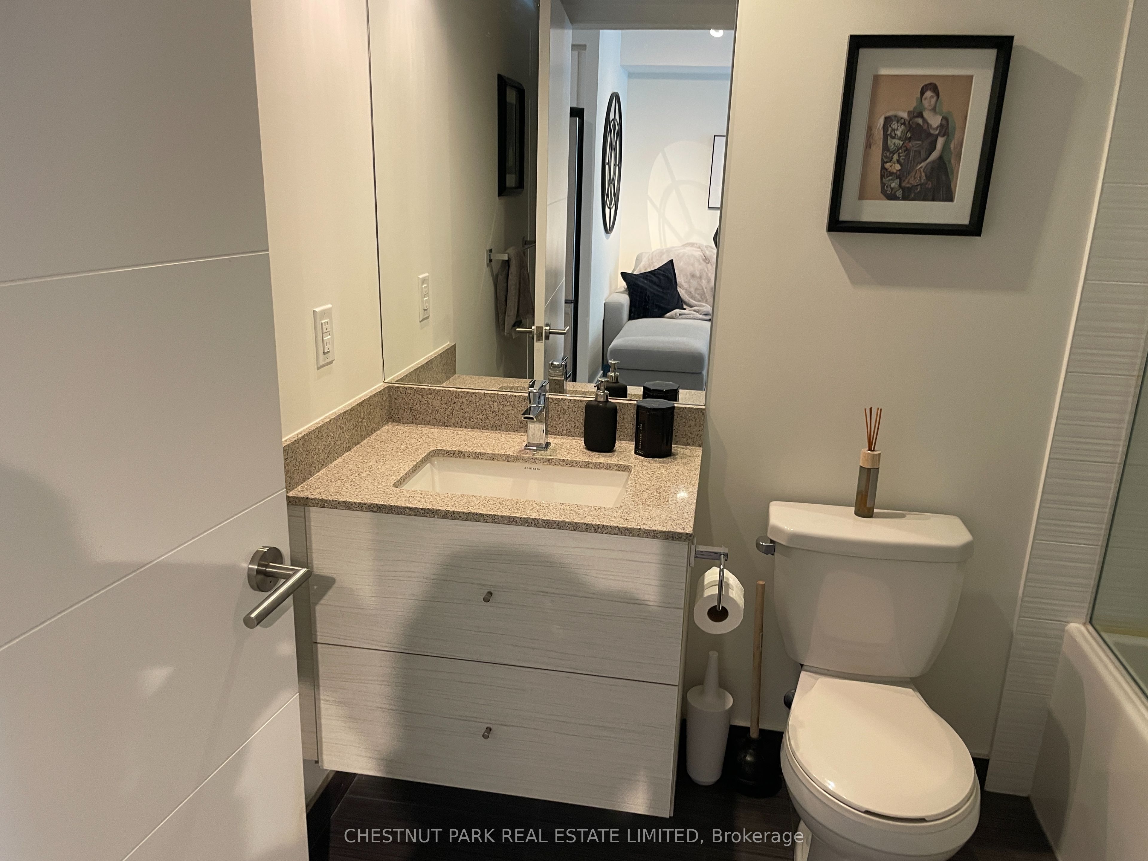 525 Adelaide Street W 701 Property Photo 25