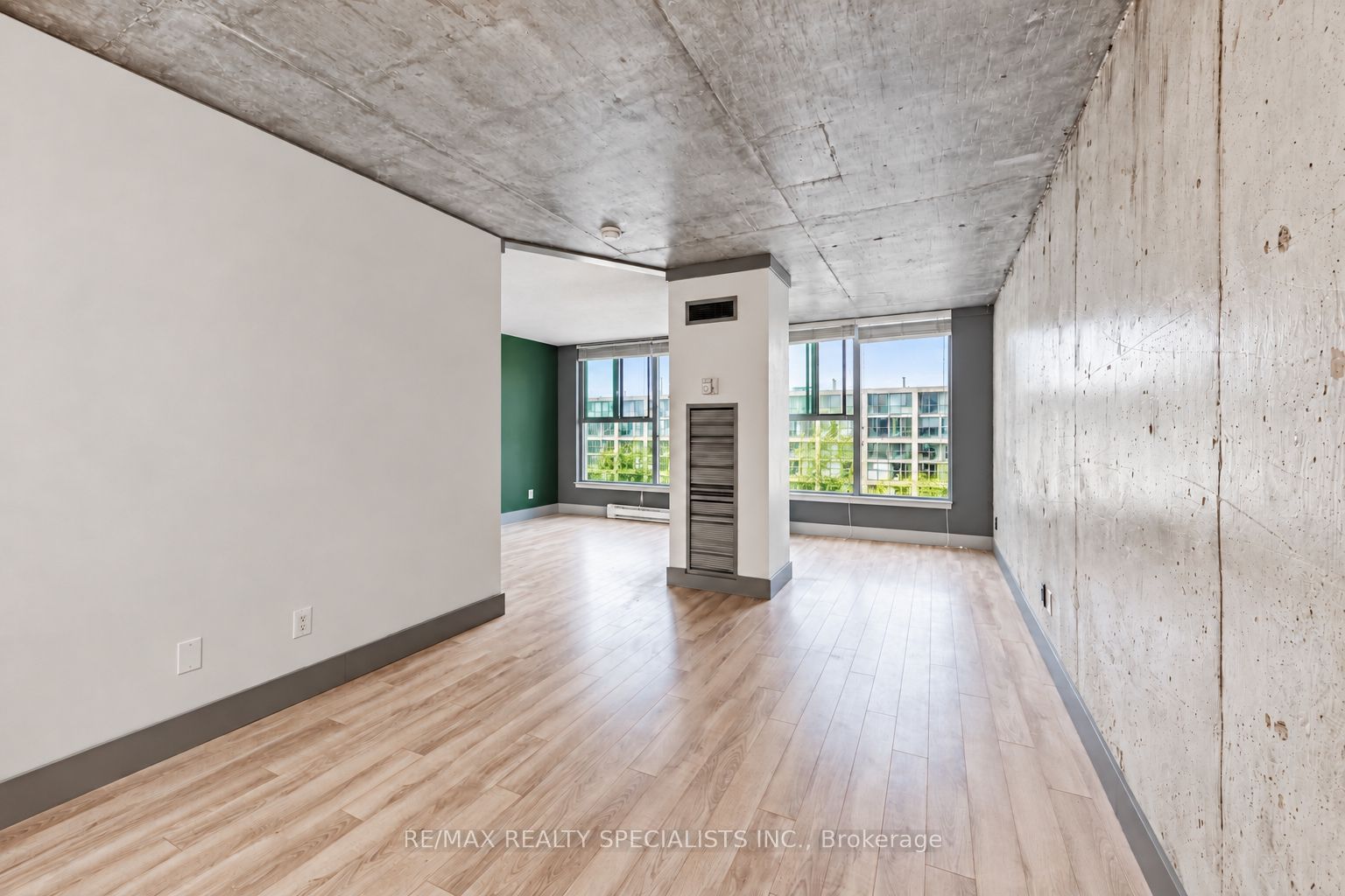 222 The Esplanade 819 Property Photo 12