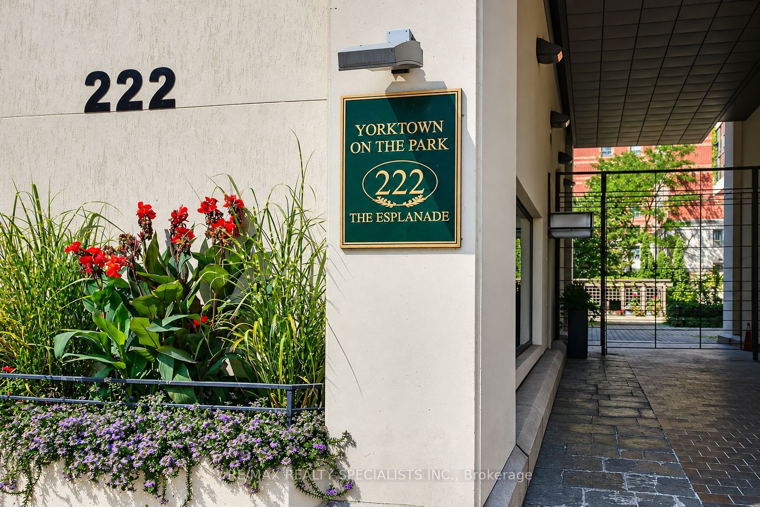 222 The Esplanade 819 Property Photo 22