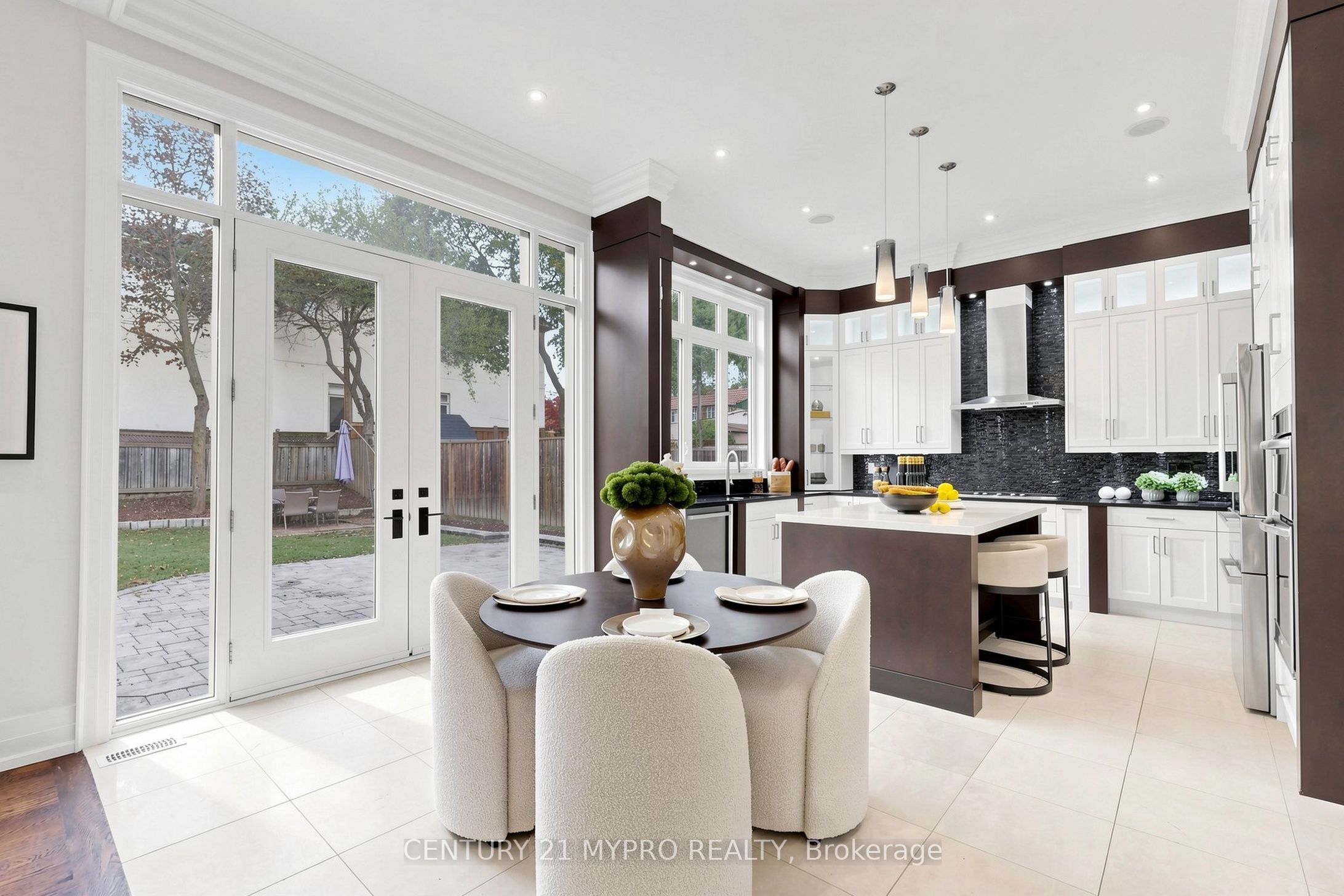 66 Lorraine Drive Property Photo 18