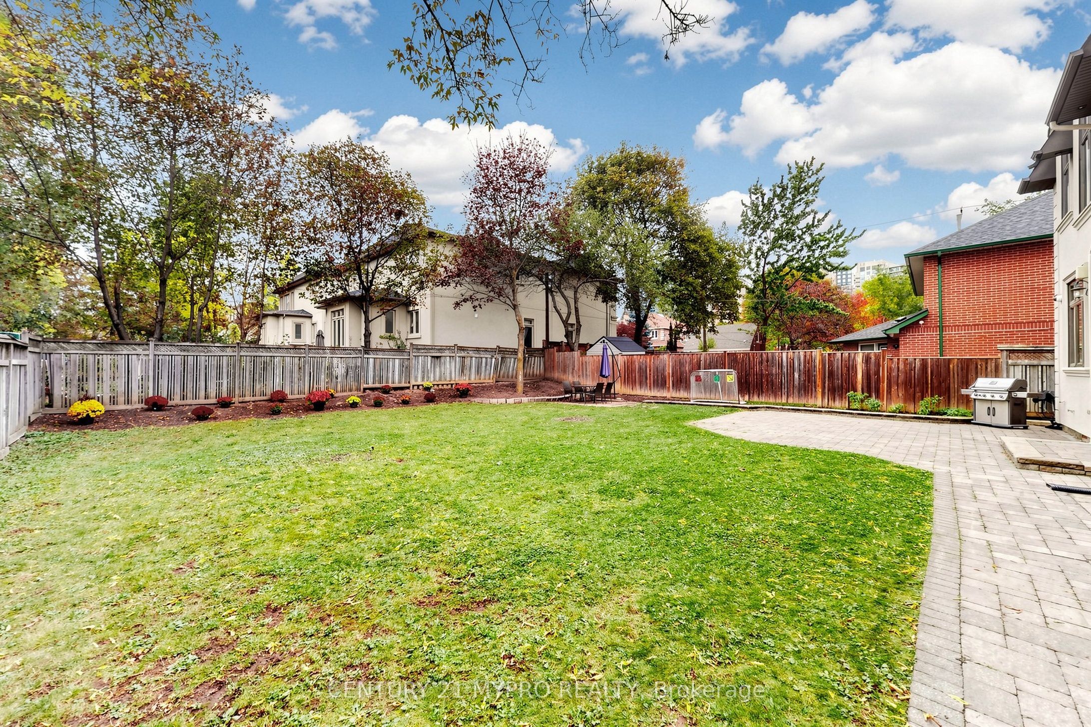 66 Lorraine Drive Property Photo 36
