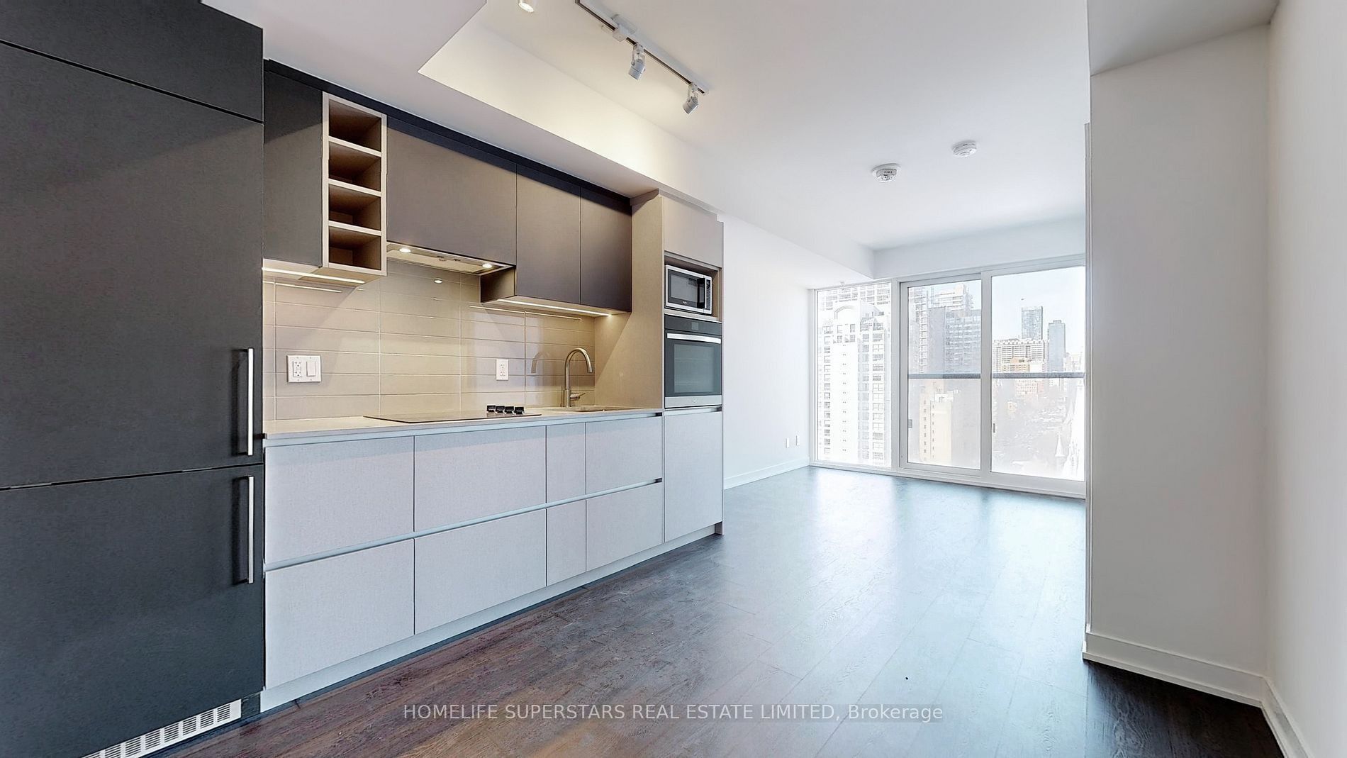319 Jarvis Street 1207 Property Photo 7