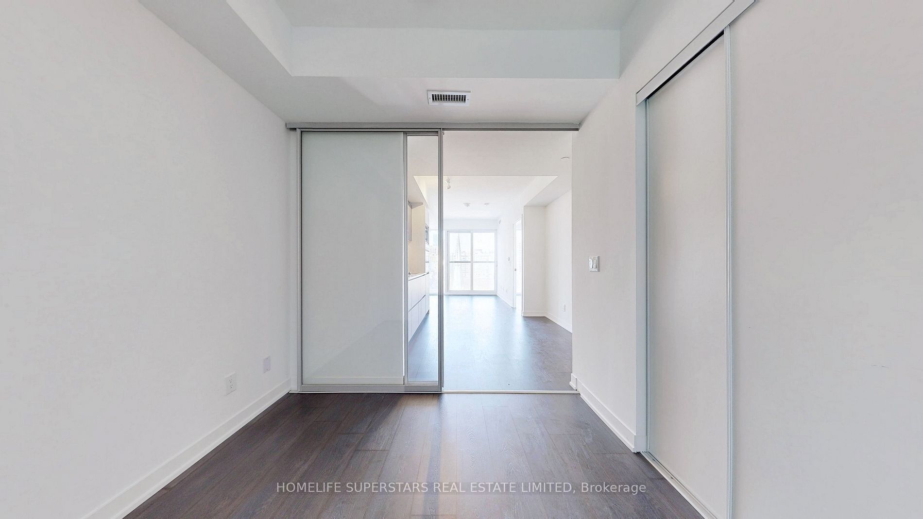 319 Jarvis Street 1207 Property Photo 14