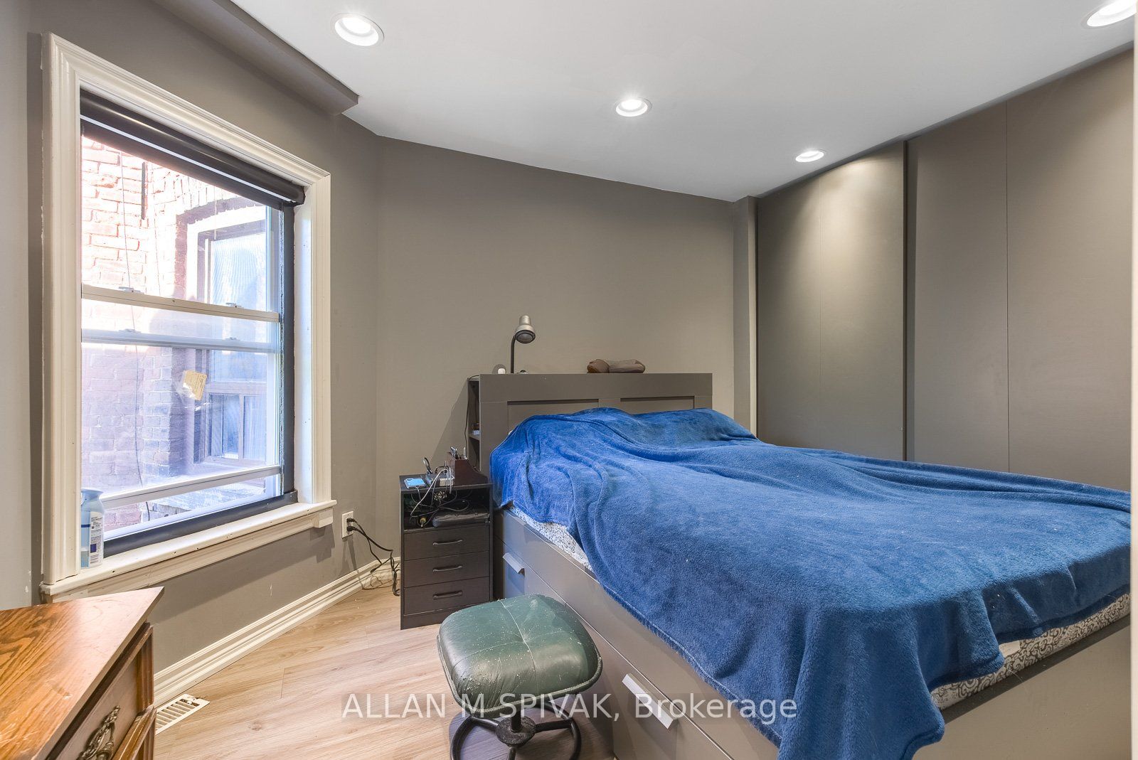 442 Crawford Street Property Photo 10