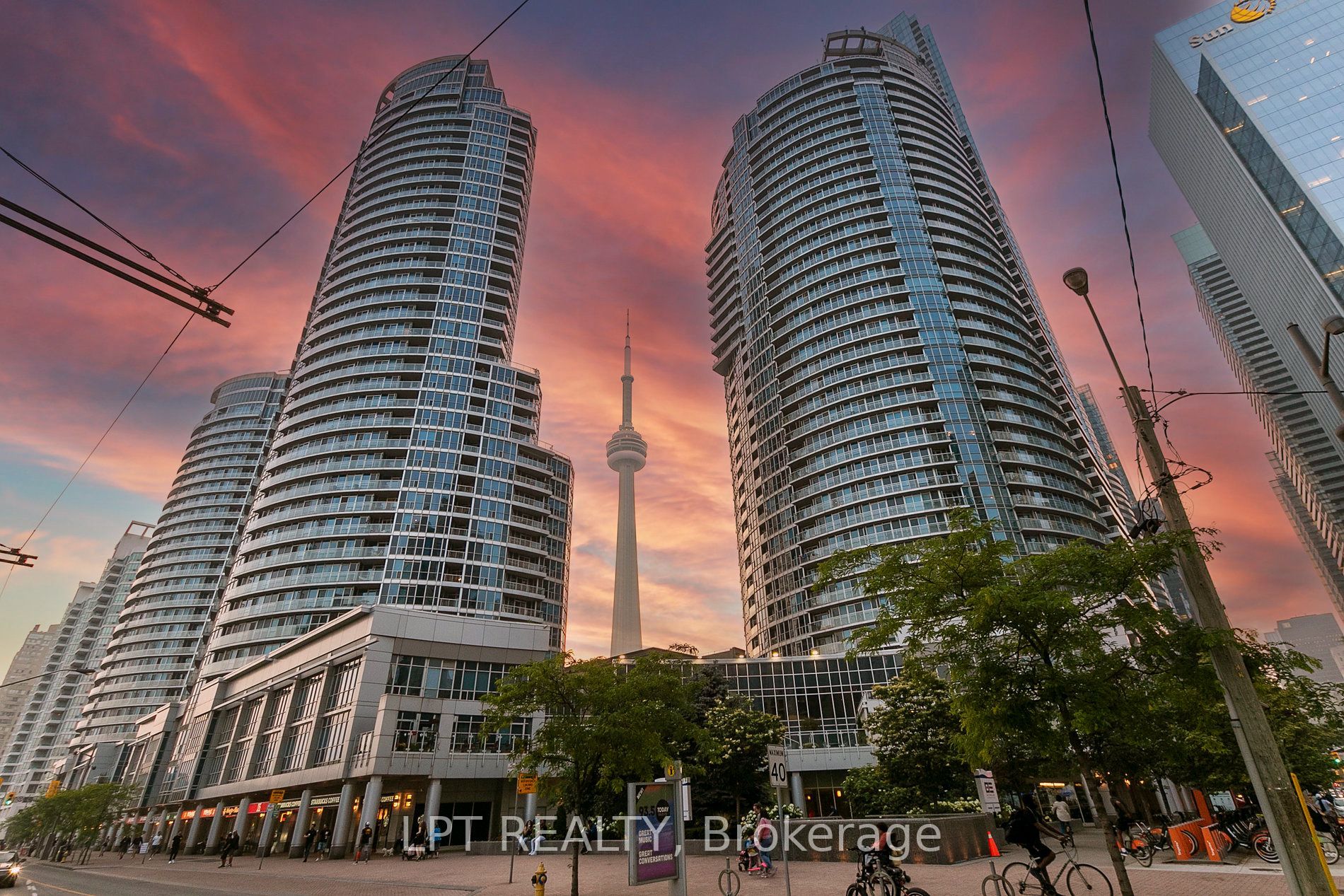 208 Queens Quay W 2604 Property Photo 3