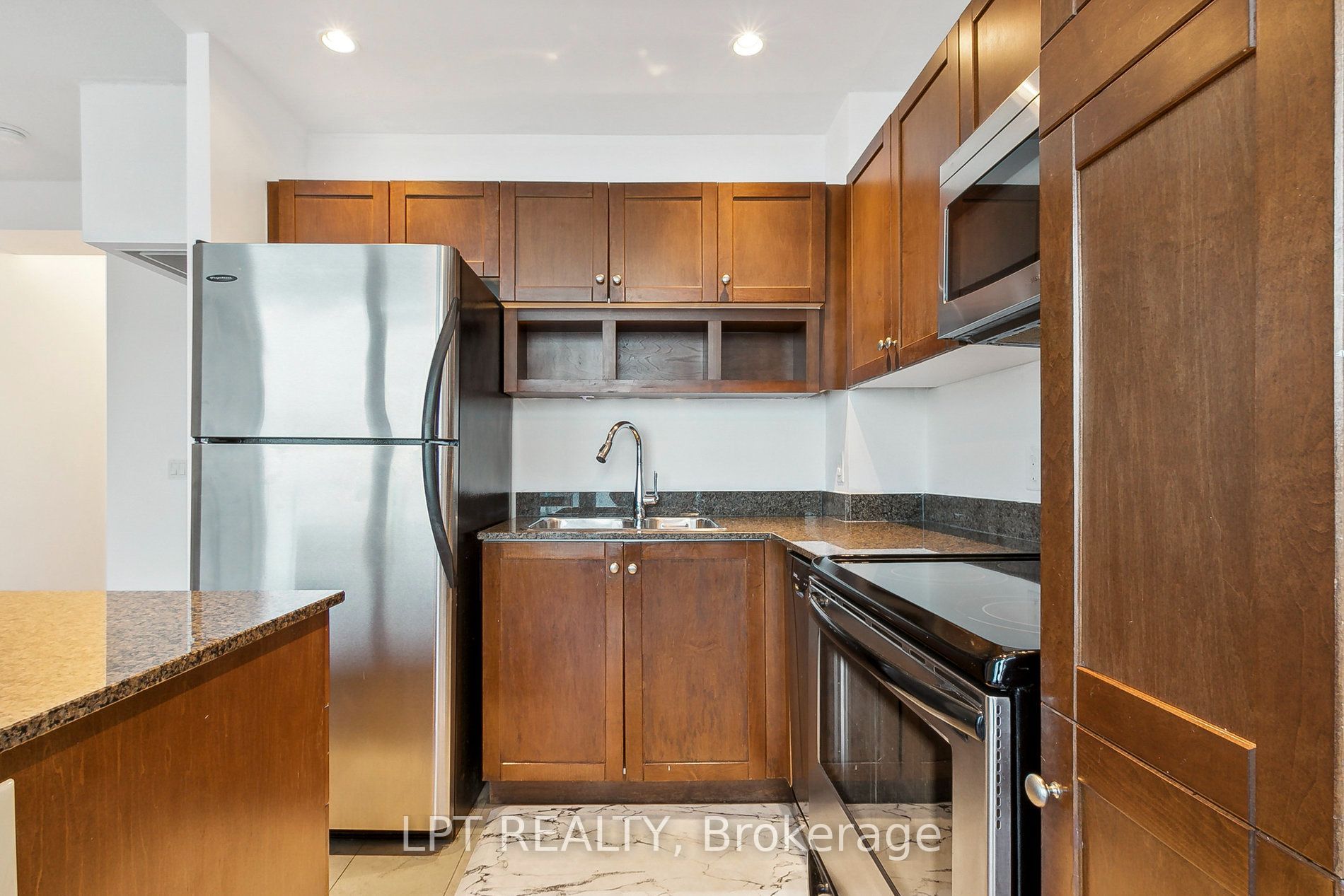 208 Queens Quay W 2604 Property Photo 14