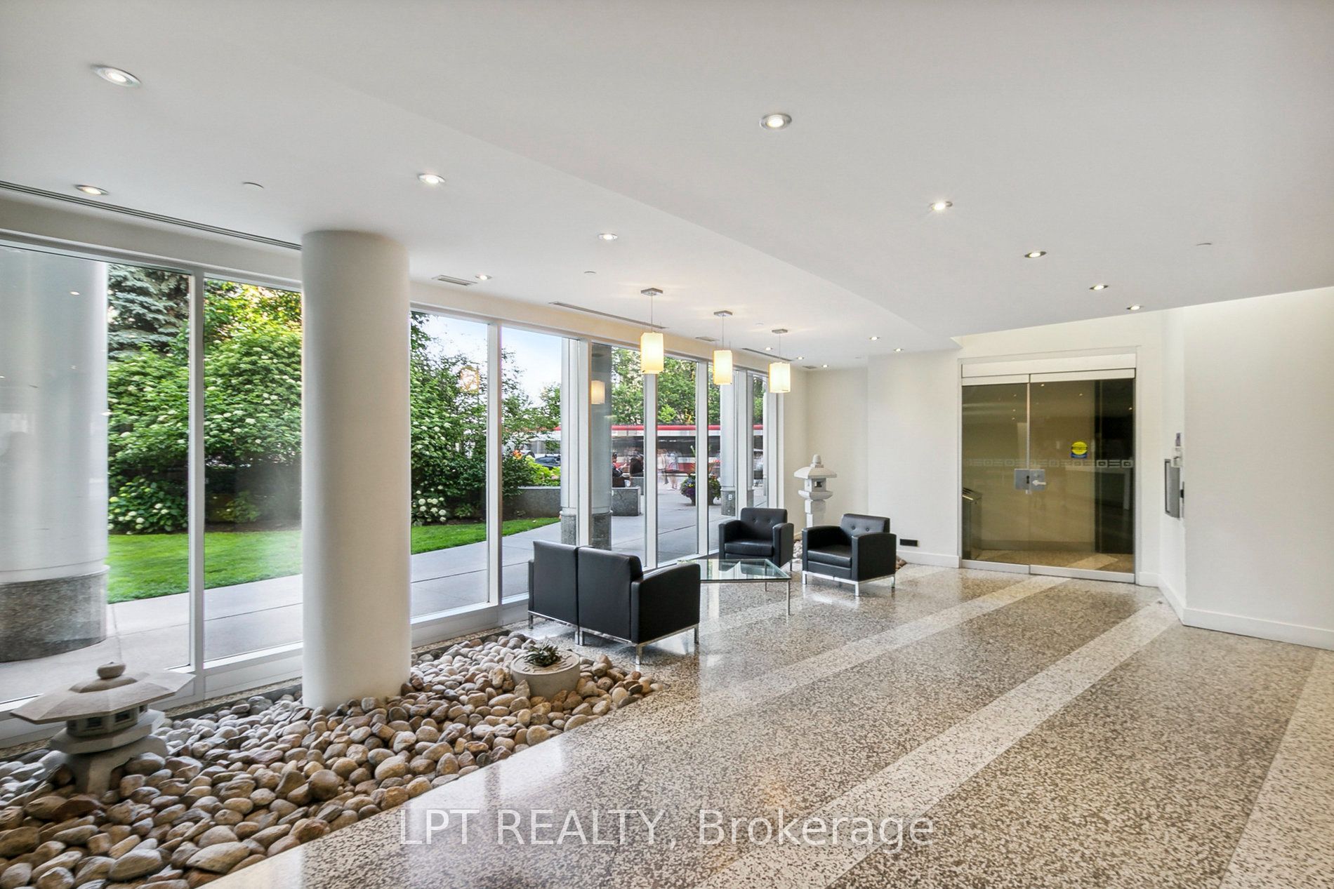 208 Queens Quay W 2604 Property Photo 22