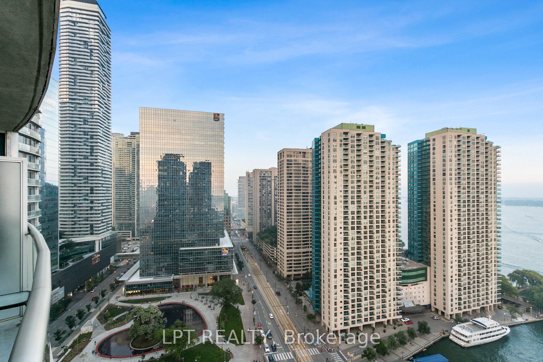 208 Queens Quay W 2604 Property Photo 23