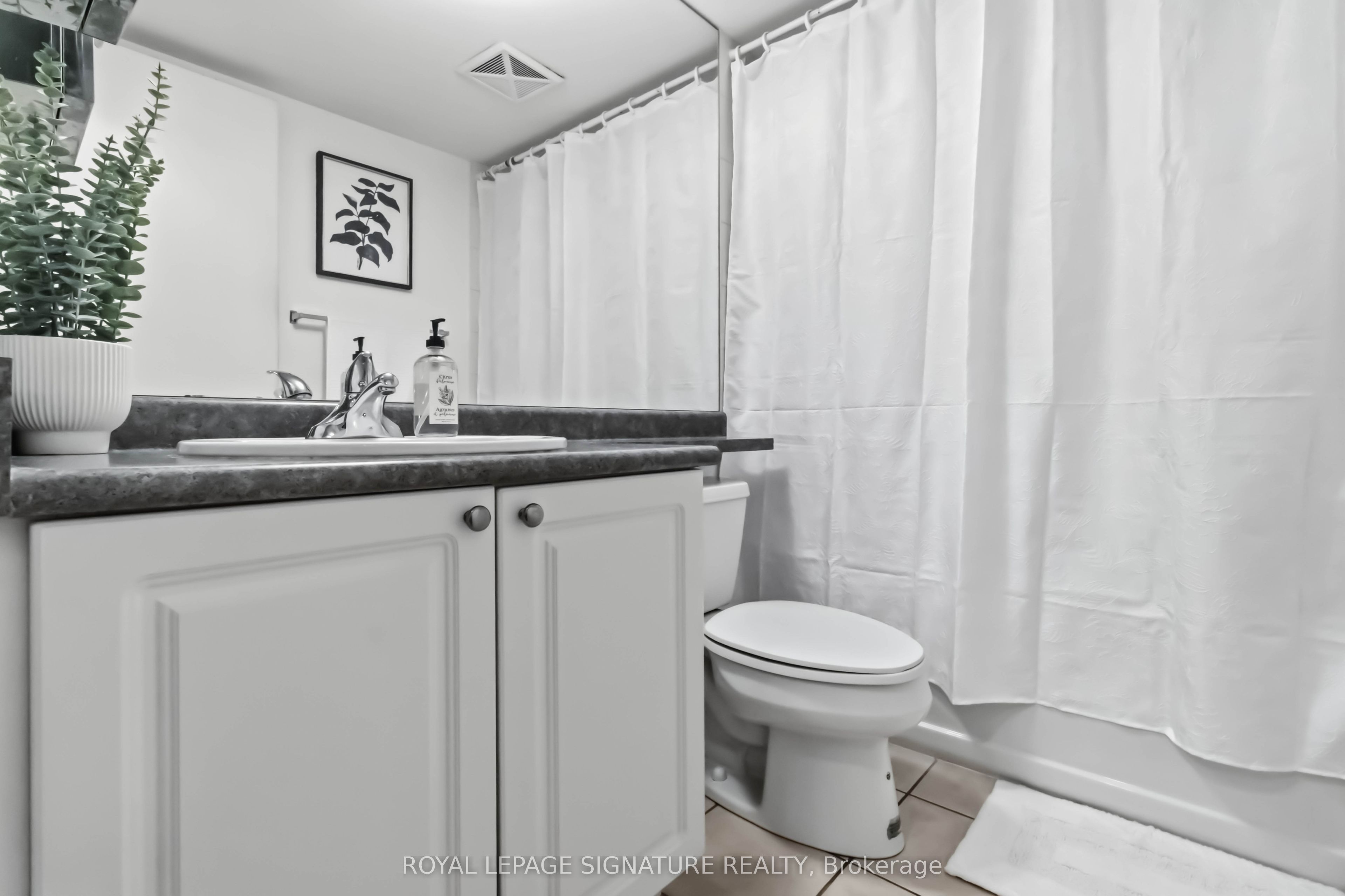 231 Fort York Boulevard 225 Property Photo 16
