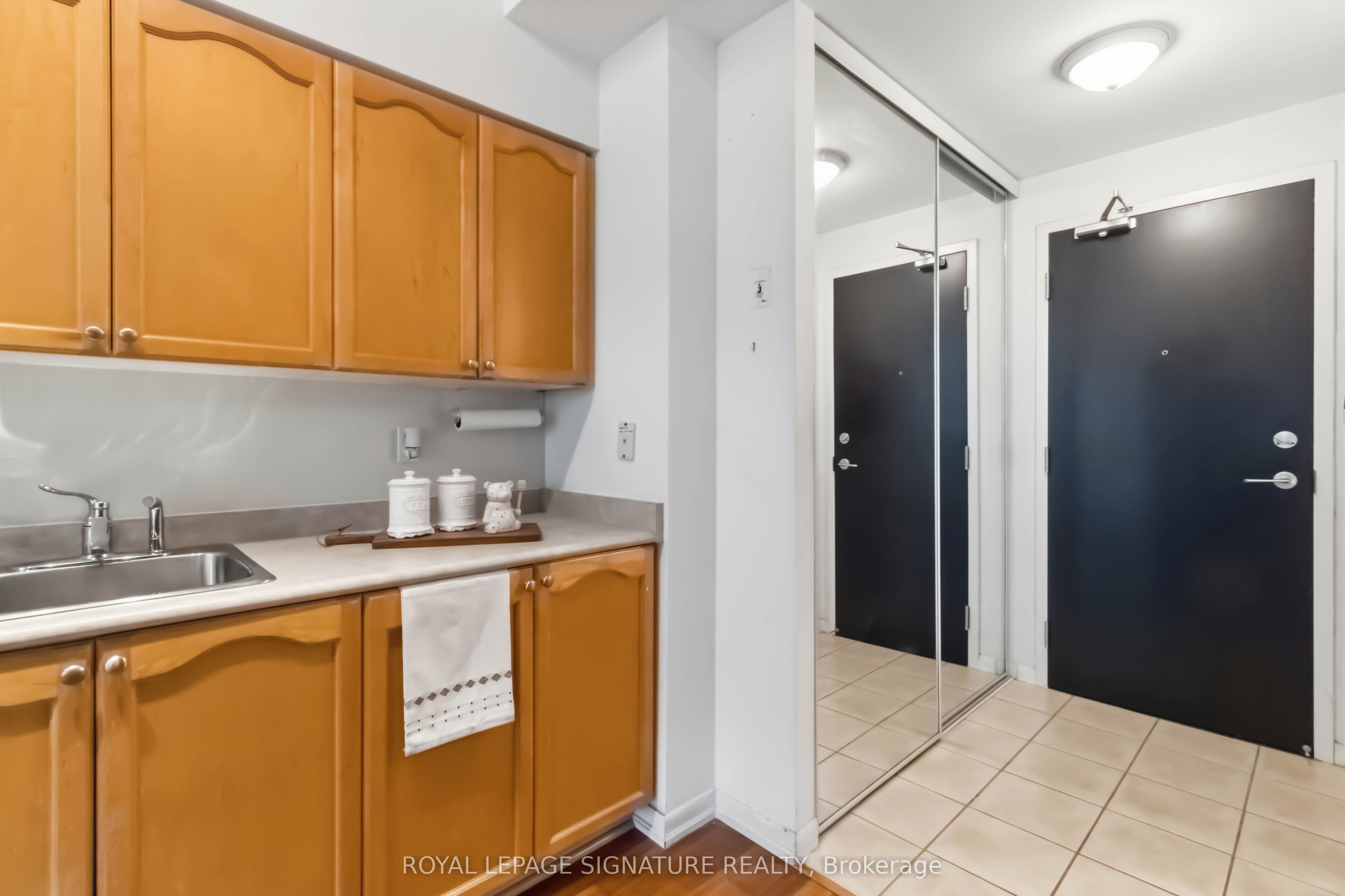 231 Fort York Boulevard 225 Property Photo 22