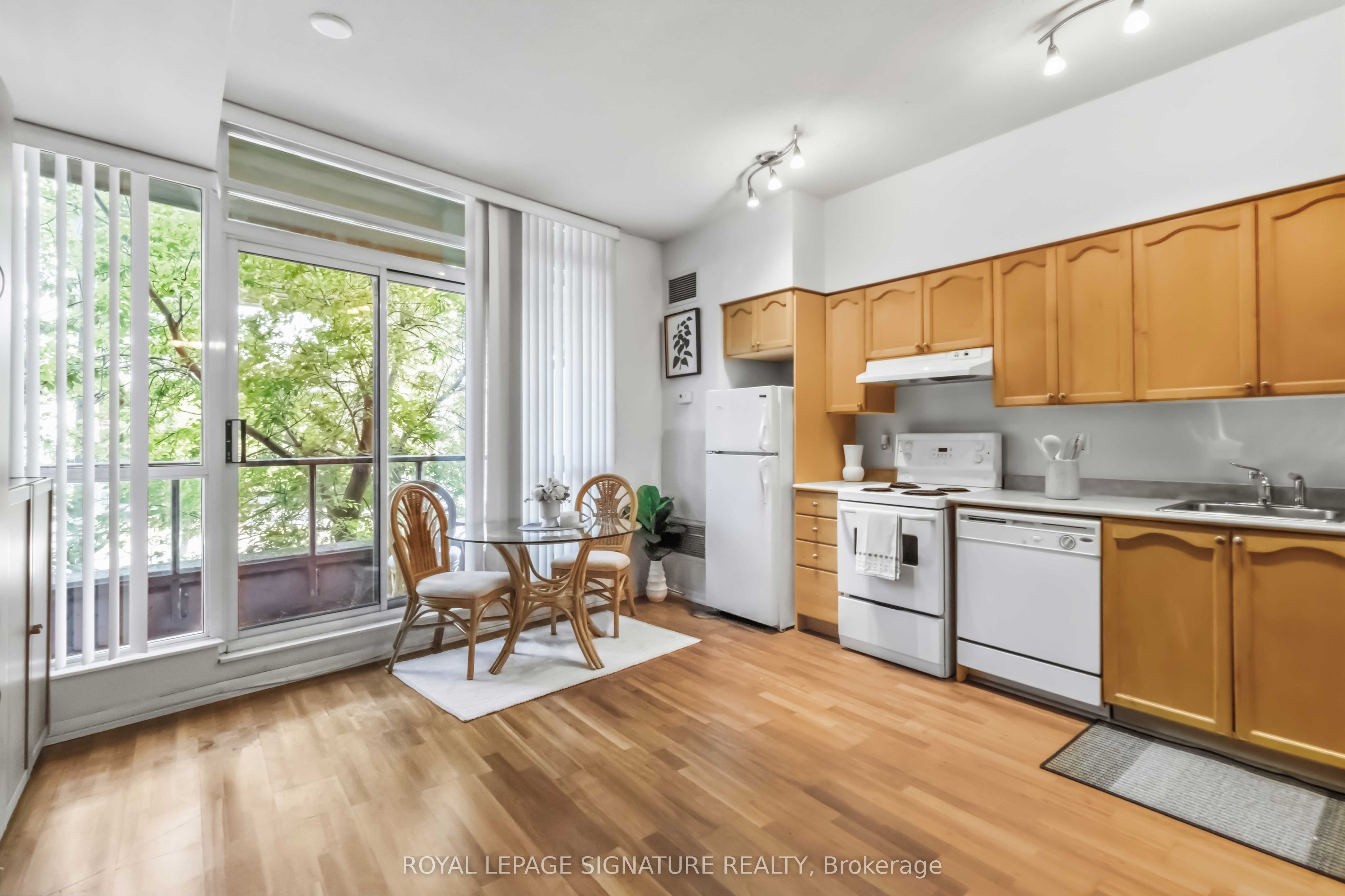 231 Fort York Boulevard 225 Property Photo 23