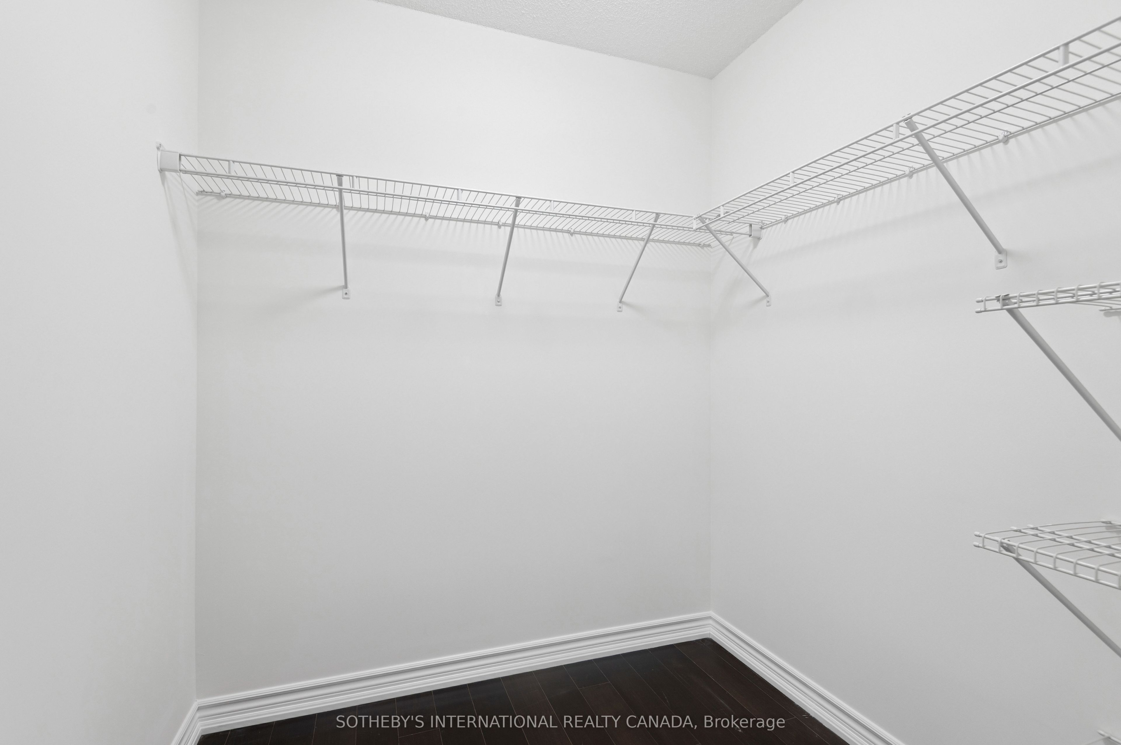 386 Yonge Street 602 Property Photo 22