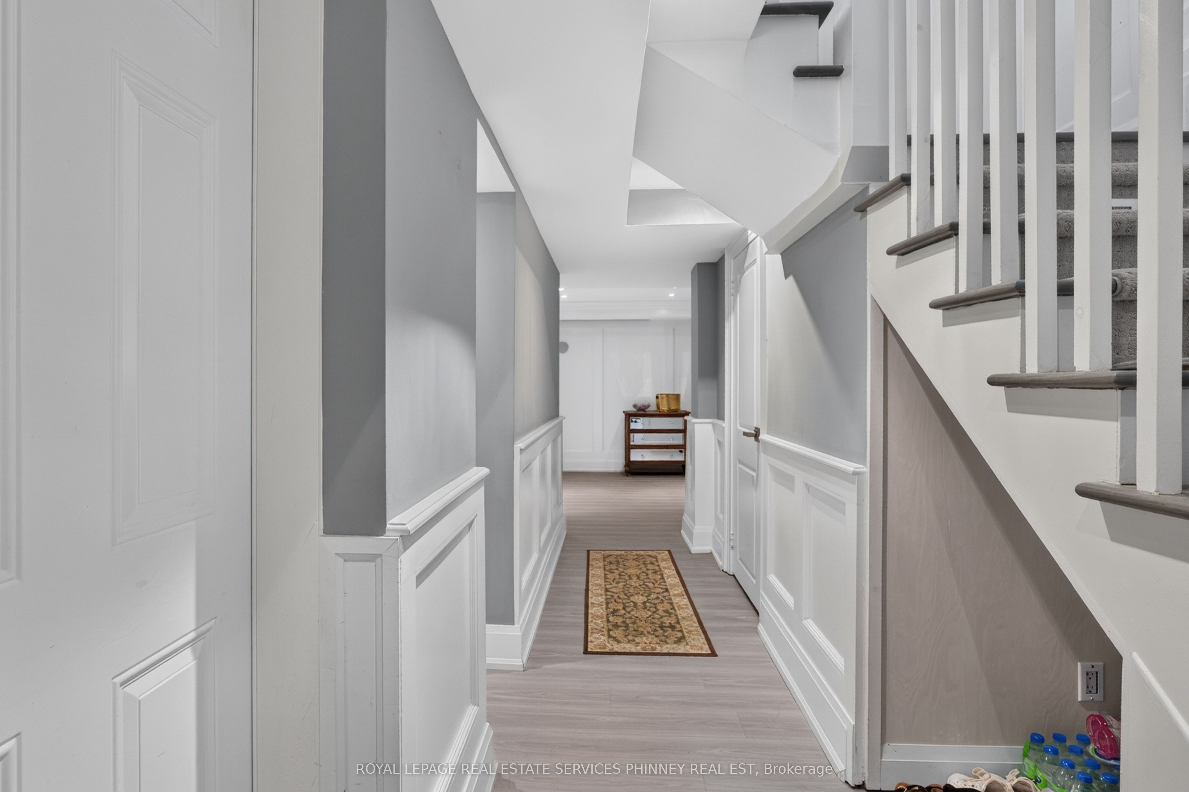 245 Florence Avenue Property Photo 30