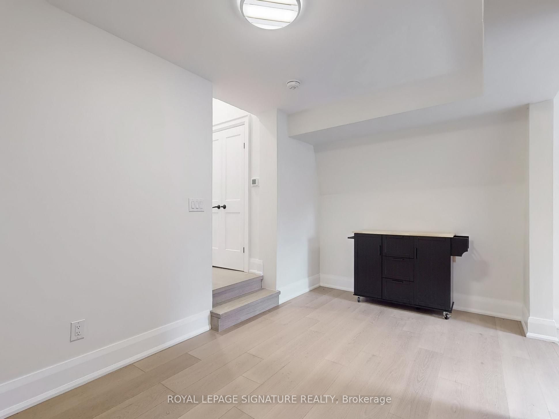 28 Beaconsfield Avenue 2 Property Photo 9